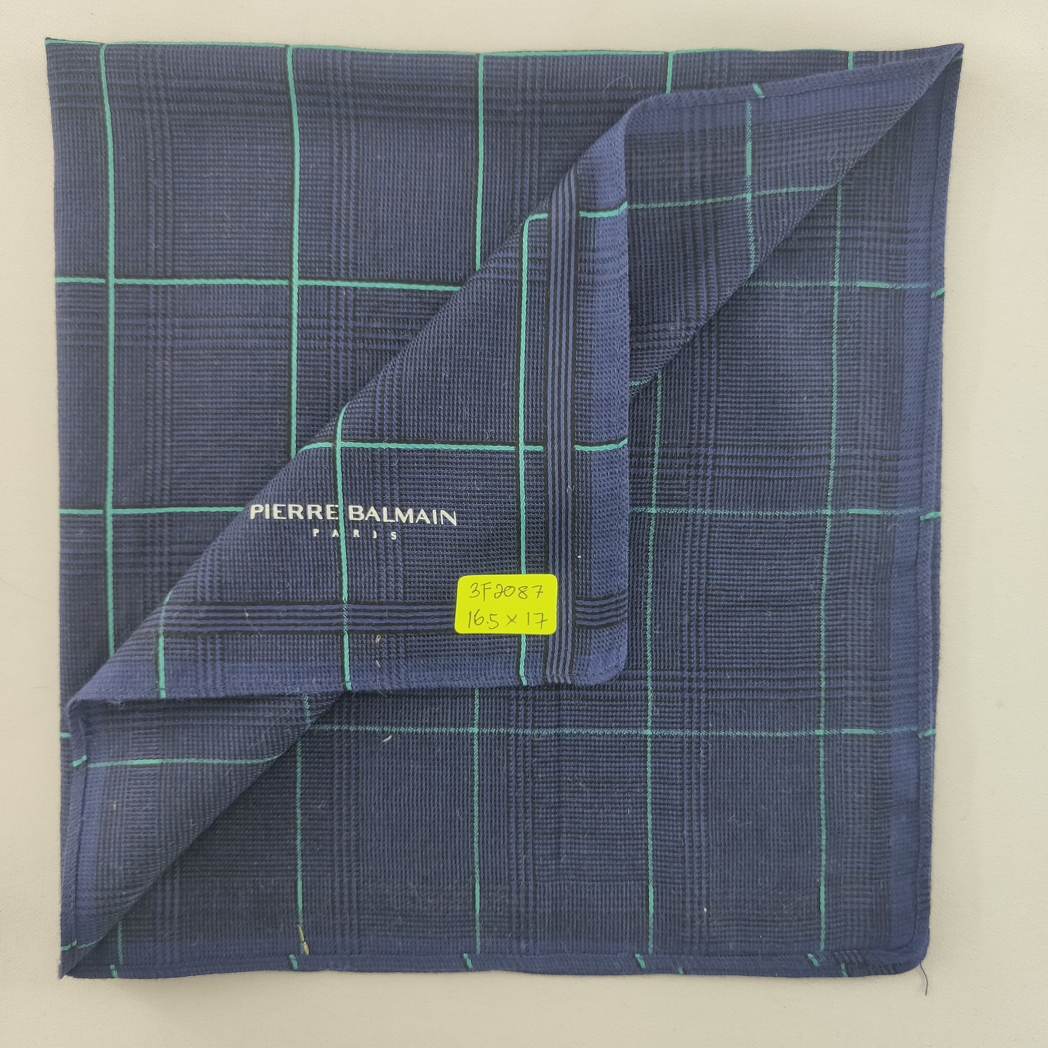 Pierre Balmain × Vintage Pierre Balmain Handkerchief headscarf bandana - 3F2087 Size ONE SIZE - 2 Thumbnail