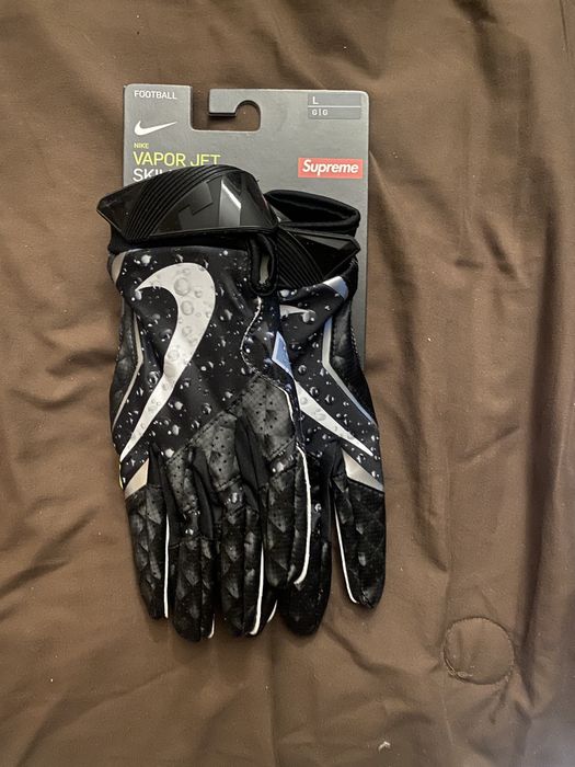 Nike vapor jet hot sale football gloves supreme