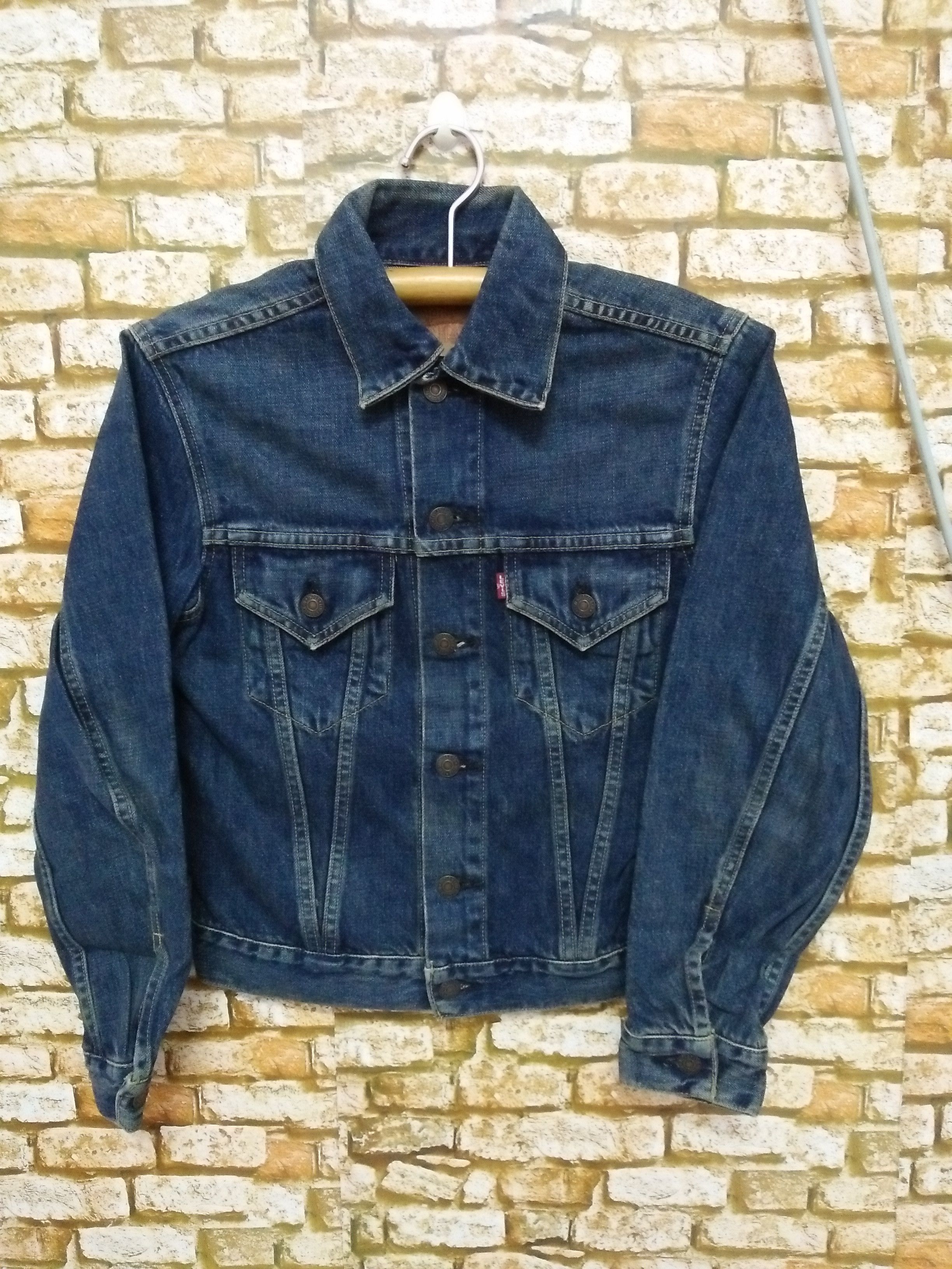 Levi's Vintage Clothing VTG LEVIS BIG E 557 DENIM JACKET (B66) Size US S / EU 44-46 / 1 - 1 Thumbnail
