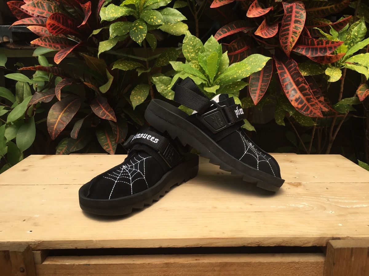 Pleasures × Reebok Pleasures x Reebok Beatnik Black Spiders Webs Size US 6 / EU 39 - 8 Thumbnail