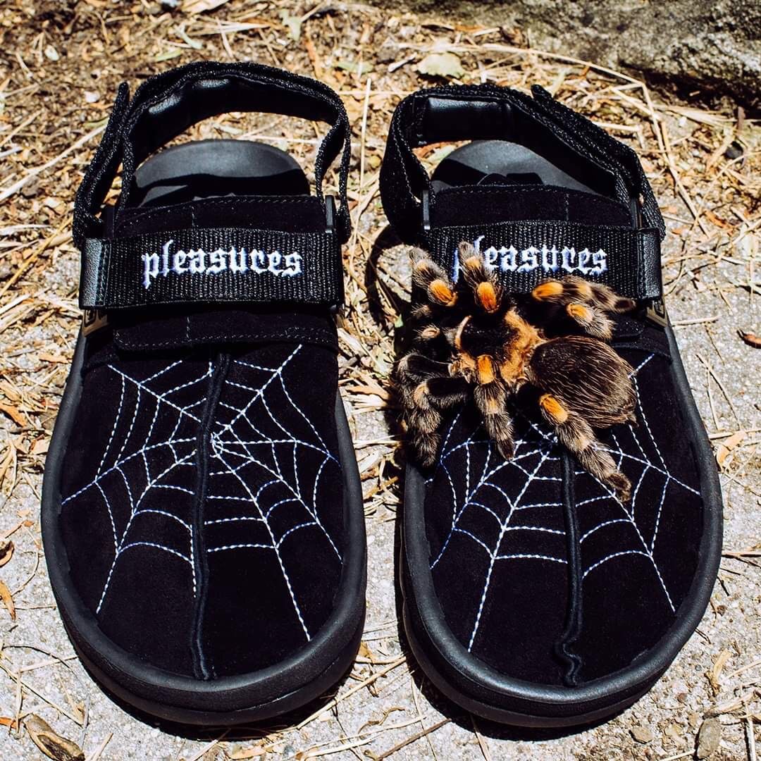 Pleasures × Reebok Pleasures x Reebok Beatnik Black Spiders Webs Size US 6 / EU 39 - 2 Thumbnail