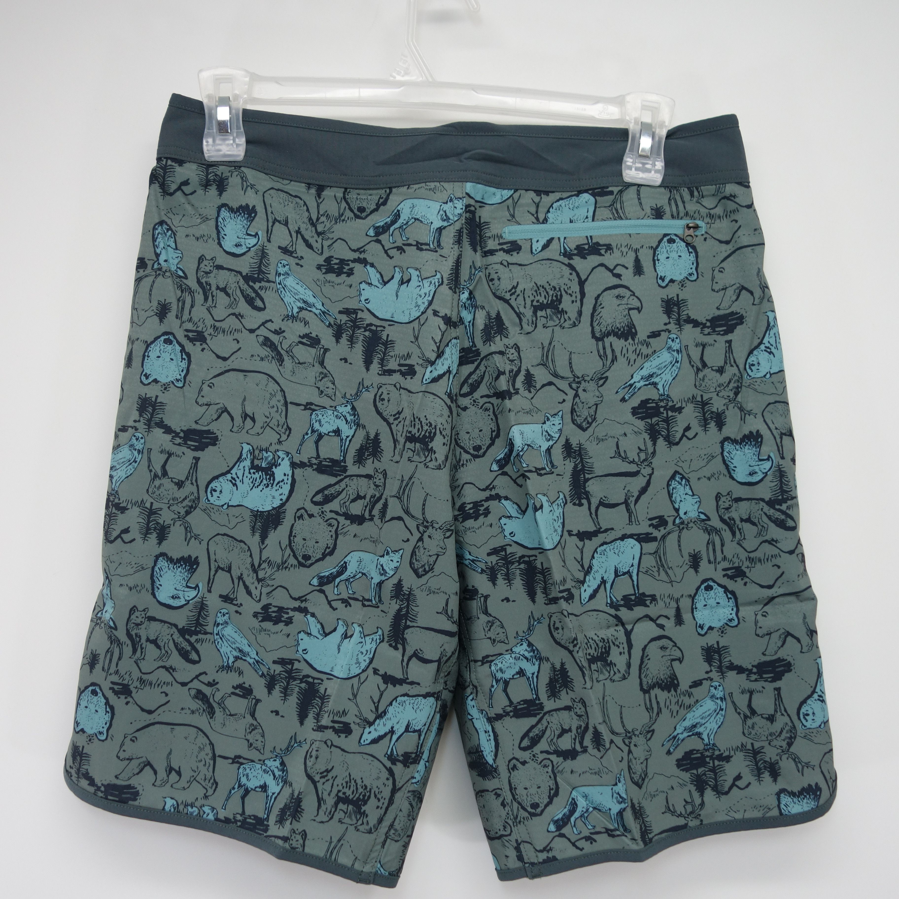 The North Face Green Animals Hiking Outdoors Print Boardshorts Shorts 36 Size US 36 / EU 52 - 1 Thumbnail