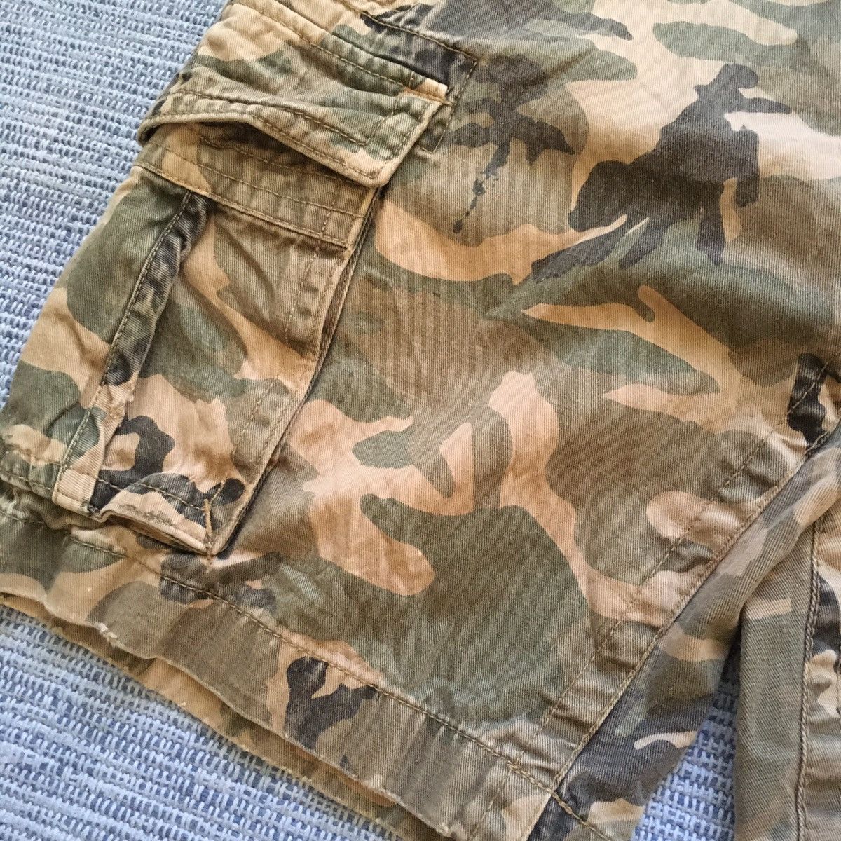 Hurley cargo short camo Size US 31 - 4 Thumbnail