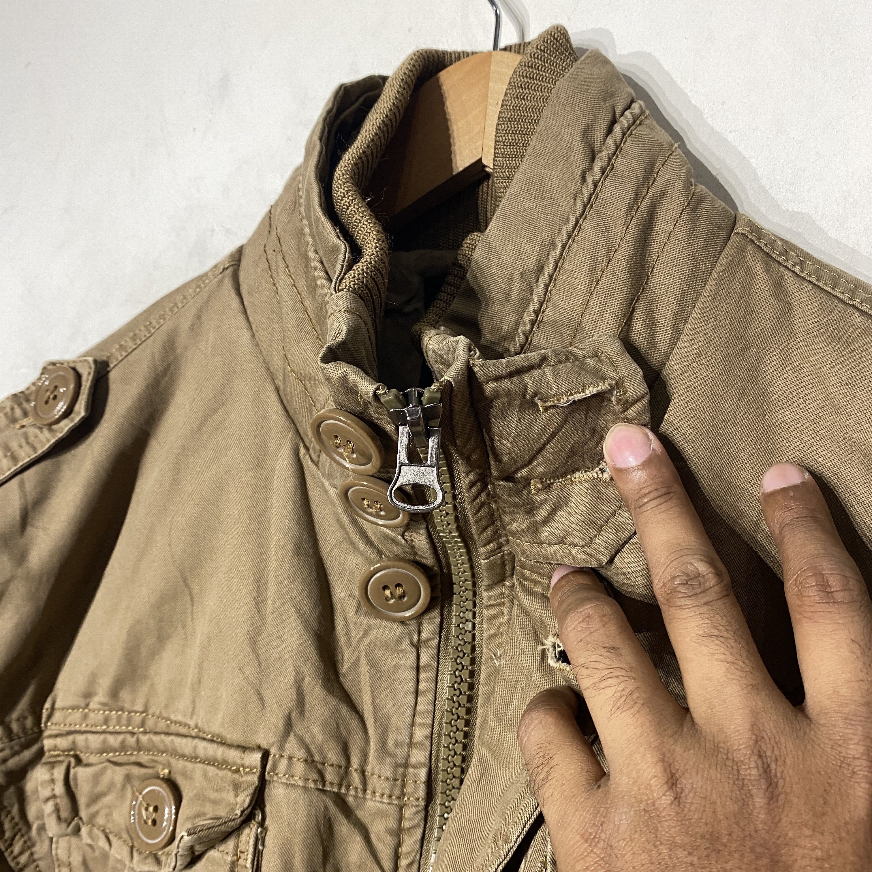 Japanese Brand Wemedo Khaki Multinpocket Jacket Size US L / EU 52-54 / 3 - 10 Thumbnail