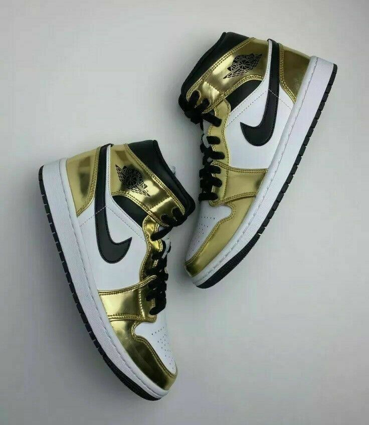 Nike Nike Air Jordan 1 Retro Mid SE Metallic Gold/Black-White OG