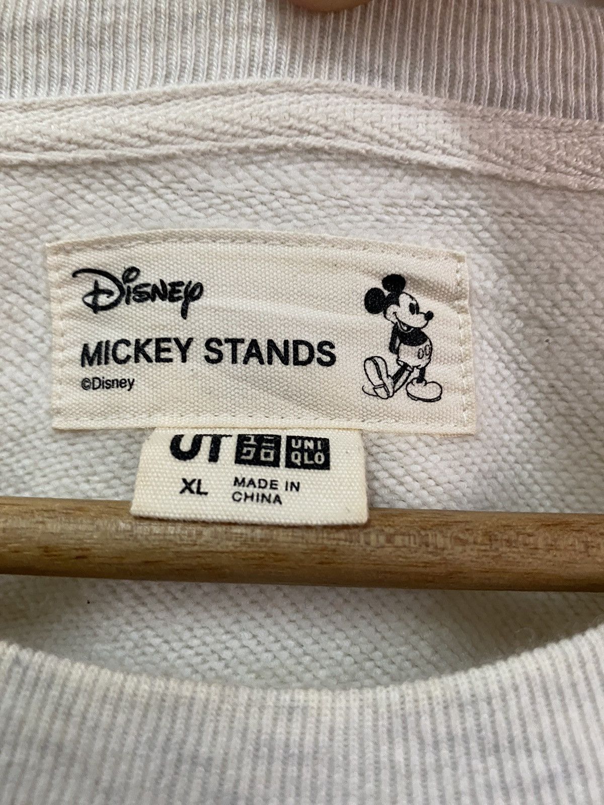 Disney × Japanese Brand × Mickey Mouse Vintage Disney Miskey Stand Embroidery Sweatshirts L Size US L / EU 52-54 / 3 - 5 Thumbnail