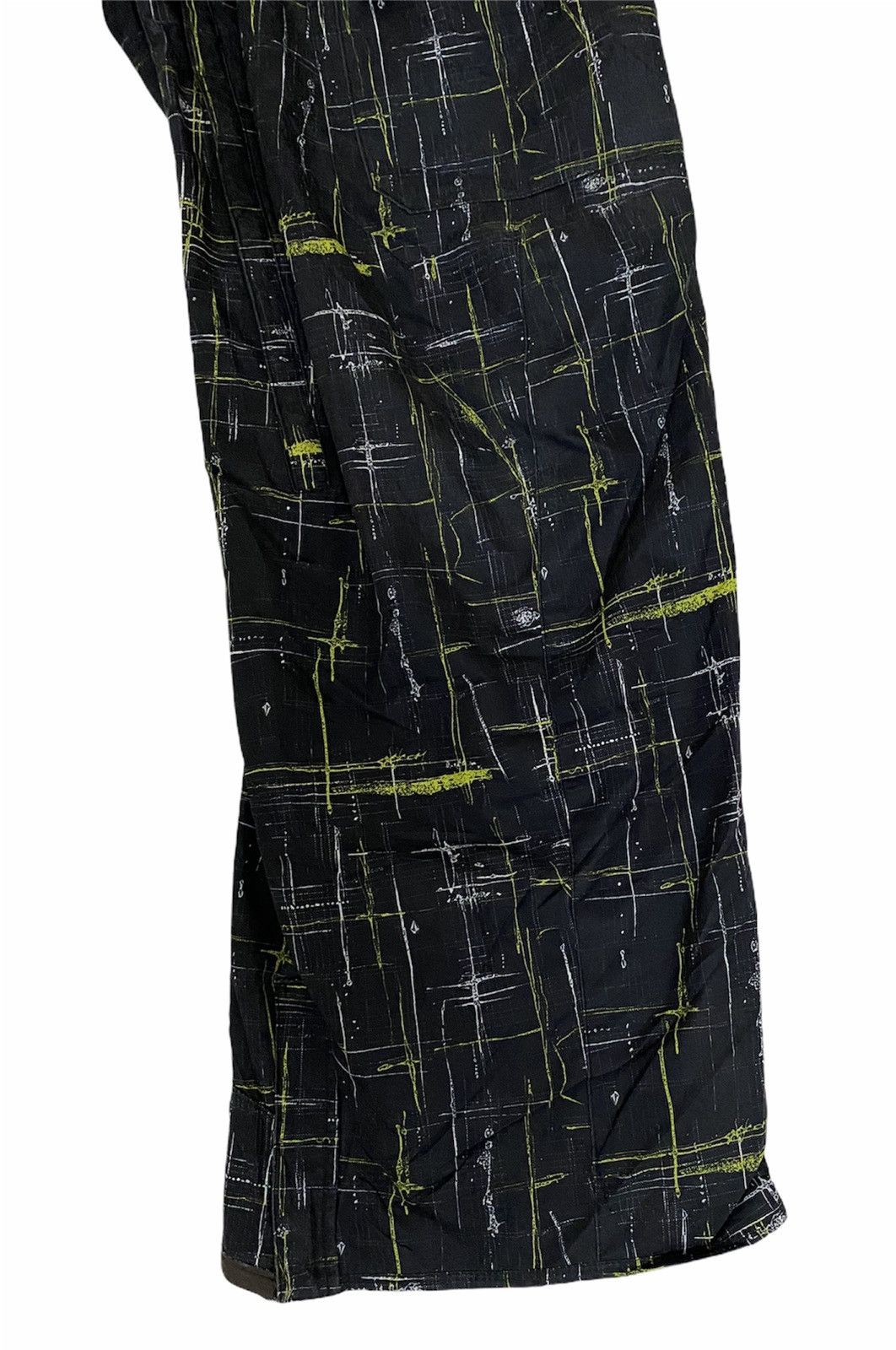 Japanese Brand RARE Vintage Ski Wear Volcom Paint Splash Colour Block Pants Size US 35 - 9 Thumbnail