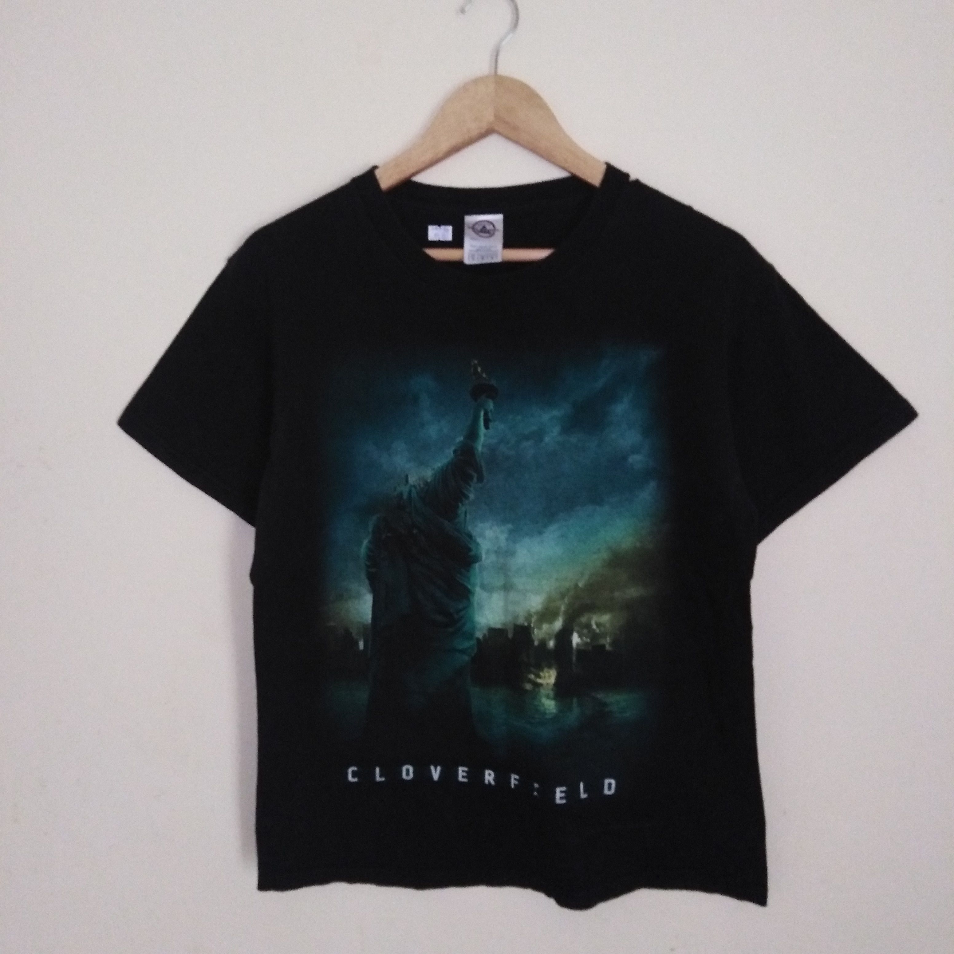 CLOVERFIELD Monster Horror Film Tshirt