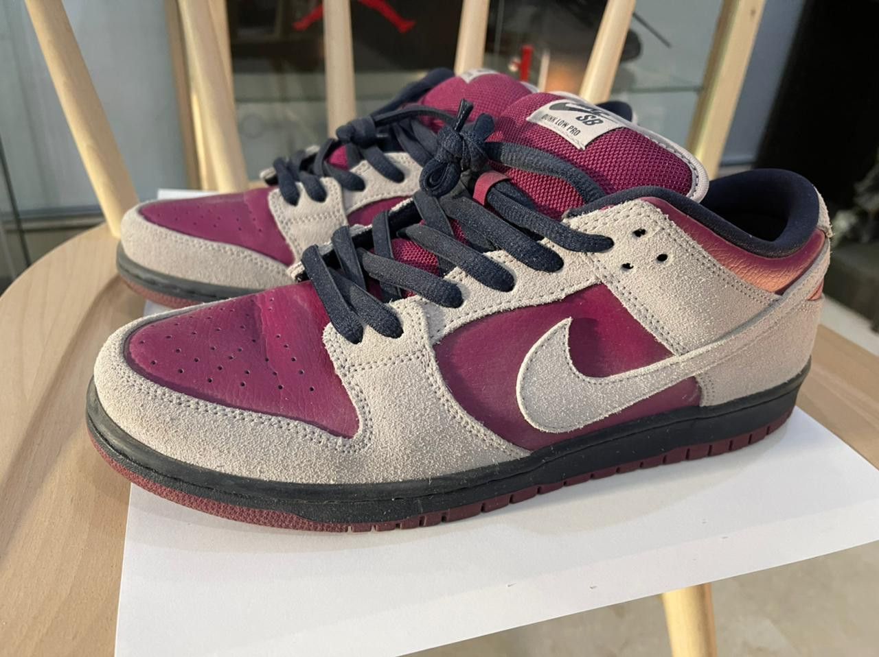 Nike SB Dunk Low Atmosphere Grey True Berry