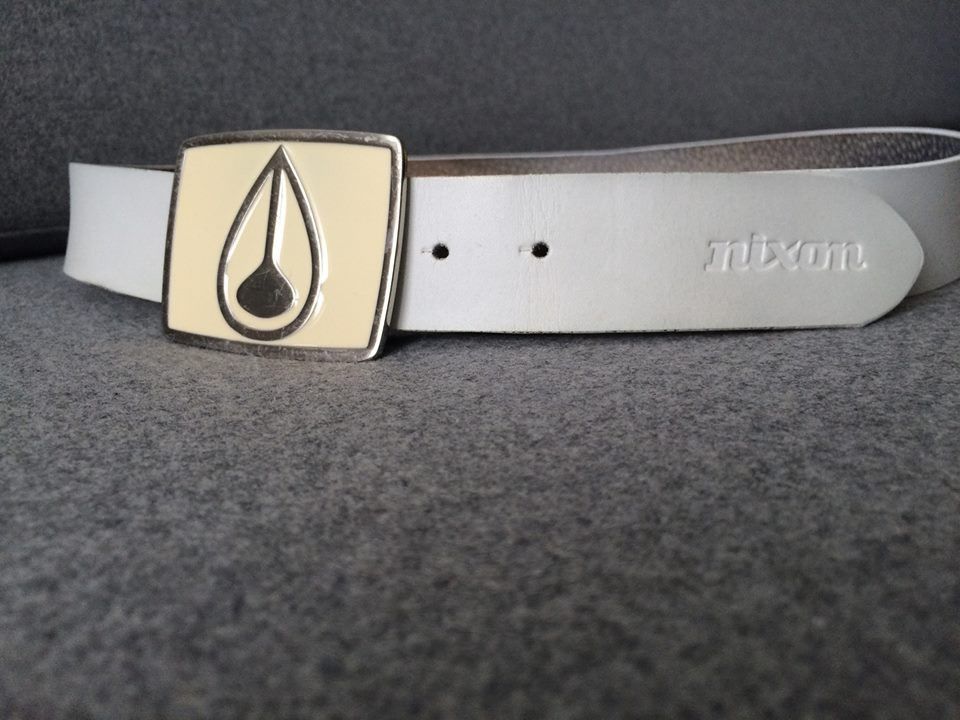 Nixon Nixon - white logo belt with removable belt-buckle Size 32 - 2 Thumbnail