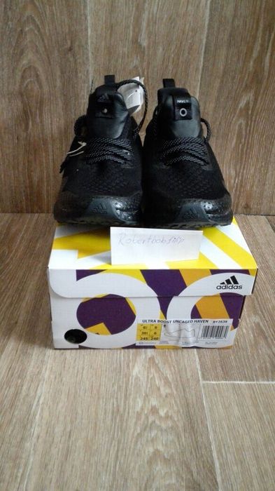 Ultra boost on sale haven triple black