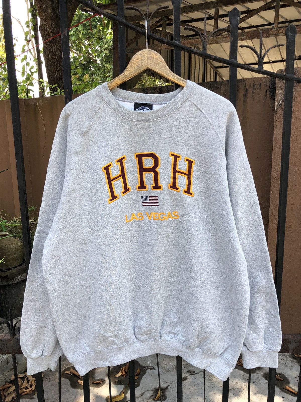 Hard Rock Cafe × Vintage Vintage Hard Rock Hotel Las Vegas Sweatshirt Size US XL / EU 56 / 4 - 1 Thumbnail