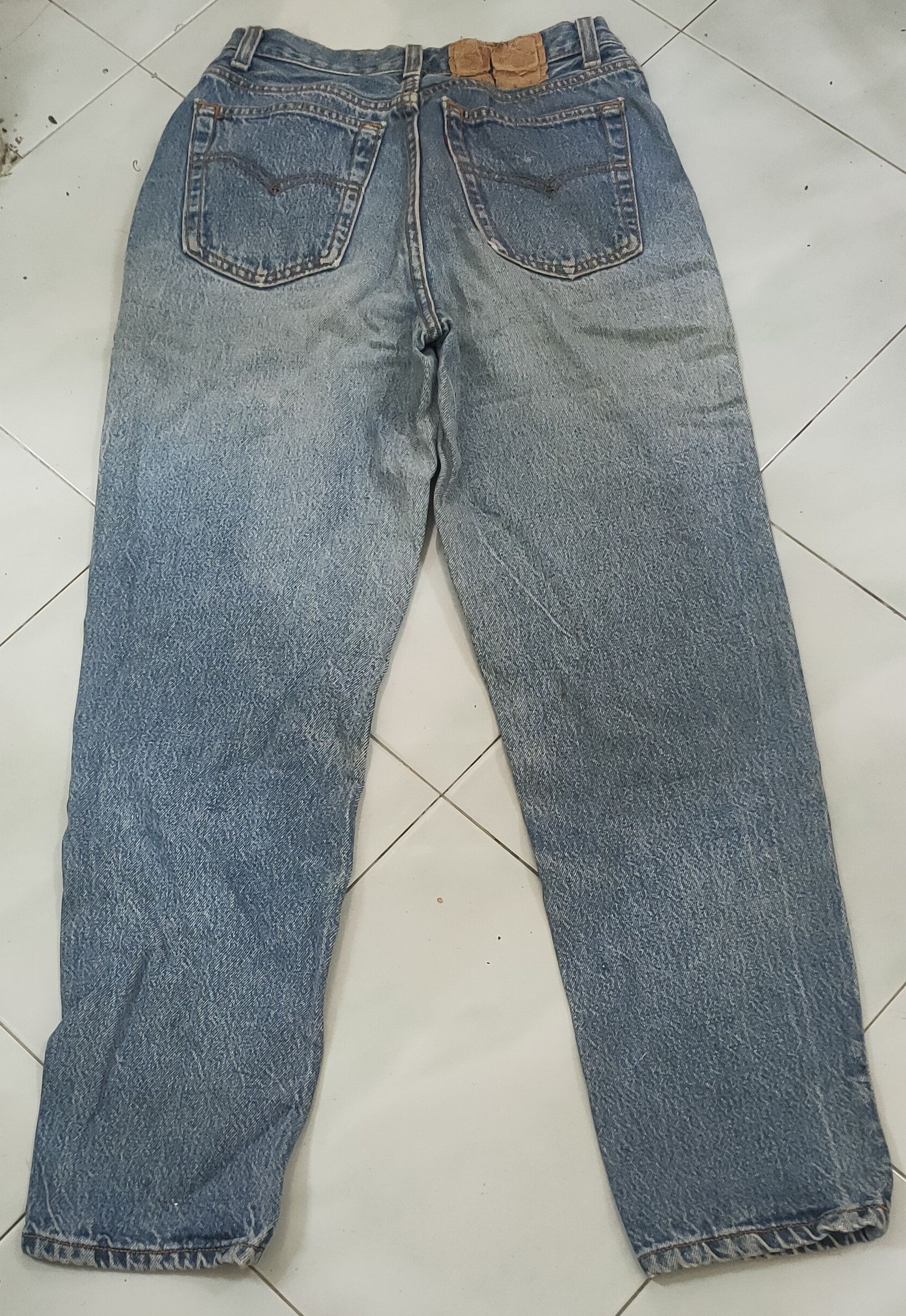 Levi's Vintage Clothing Levi's 501 x vintage x USA Size US 27 - 2 Thumbnail