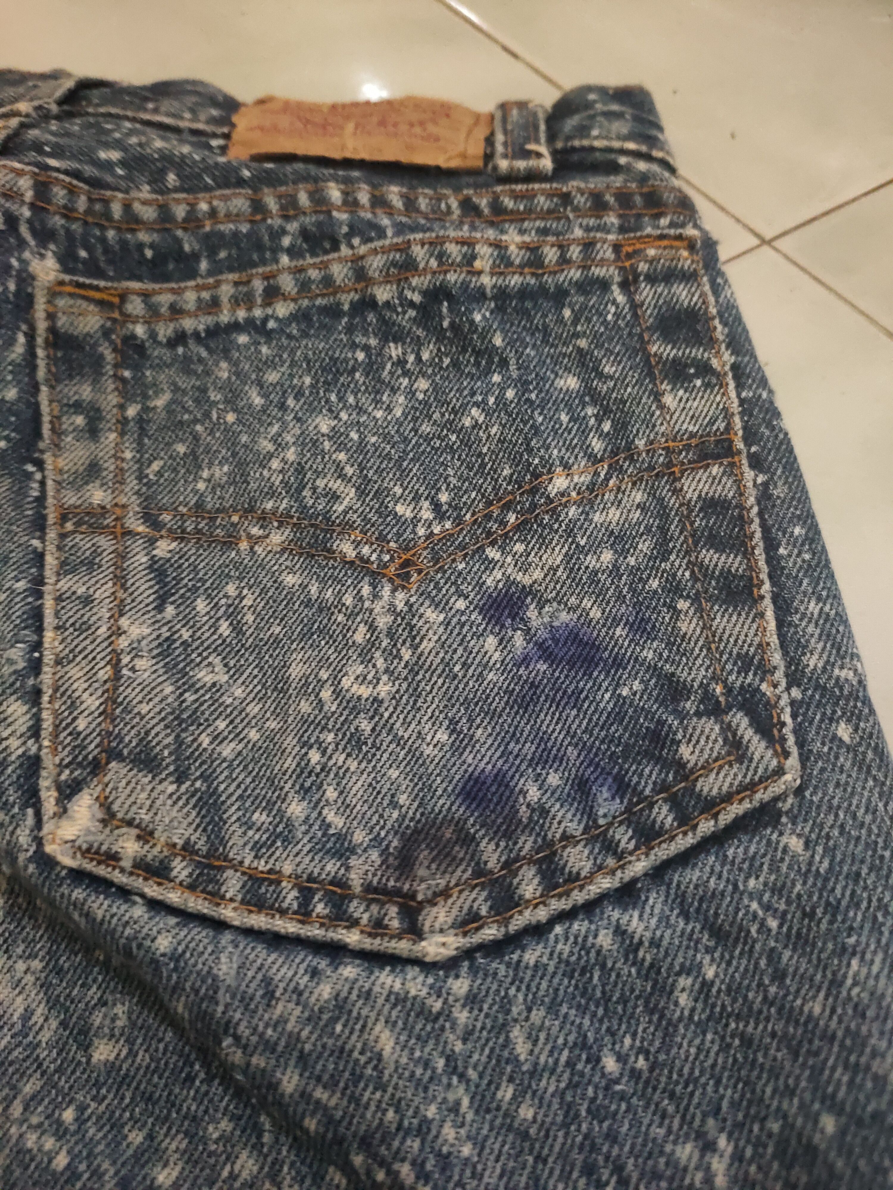 Levi's Levi's 701 butterfly x acid wash x vintage 90s Size US 27 - 9 Thumbnail