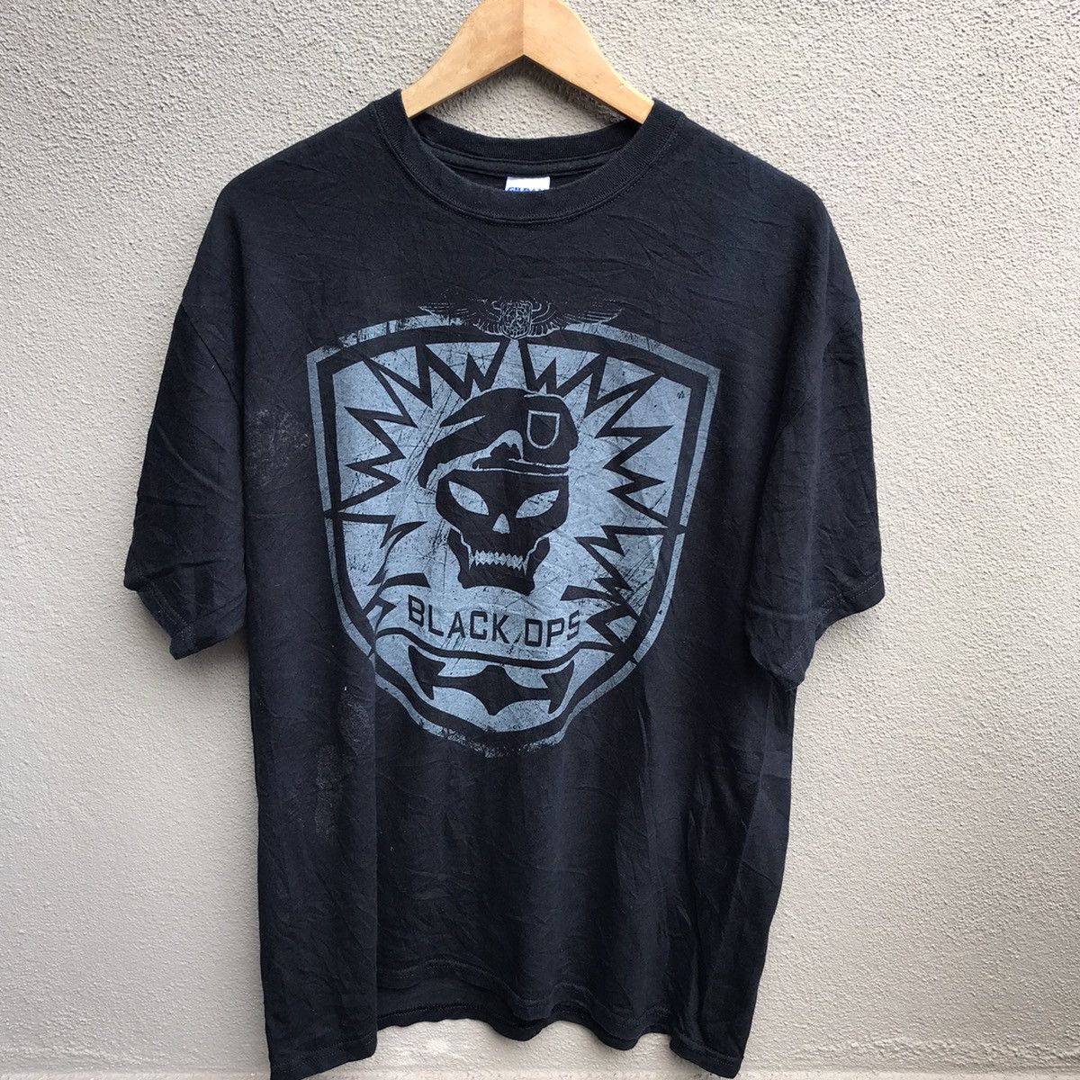 Playstation Vintage CALL OF DUTY games tee Size US L / EU 52-54 / 3 - 2 Thumbnail