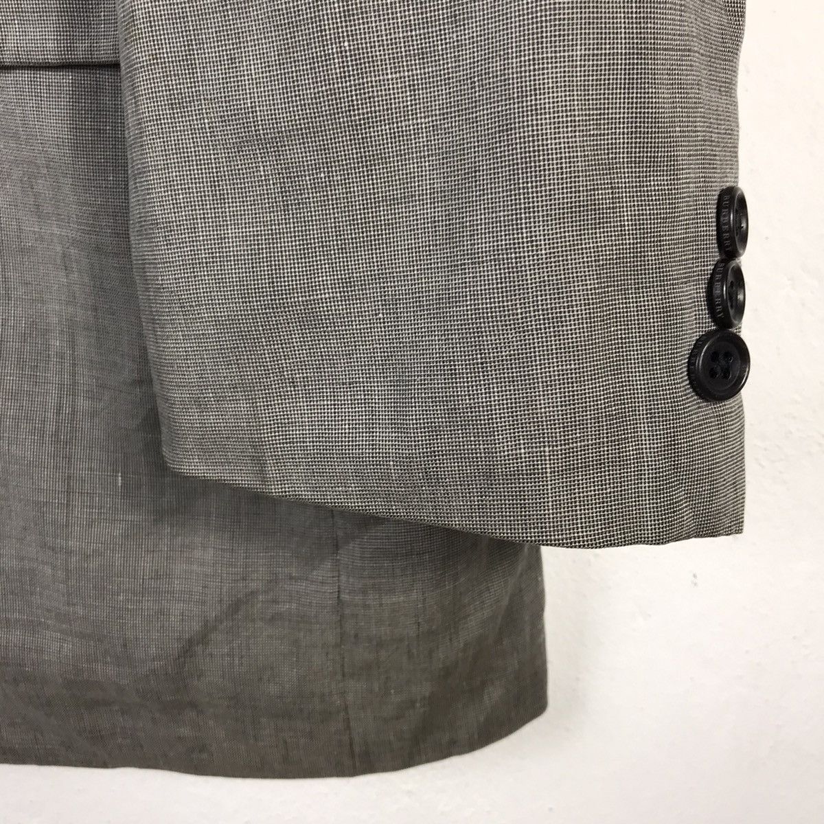 Burberry × Vintage Burberry London Gray Two-Button Blazer – Classic Tailoring Size US L / EU 52-54 / 3 - 4 Thumbnail