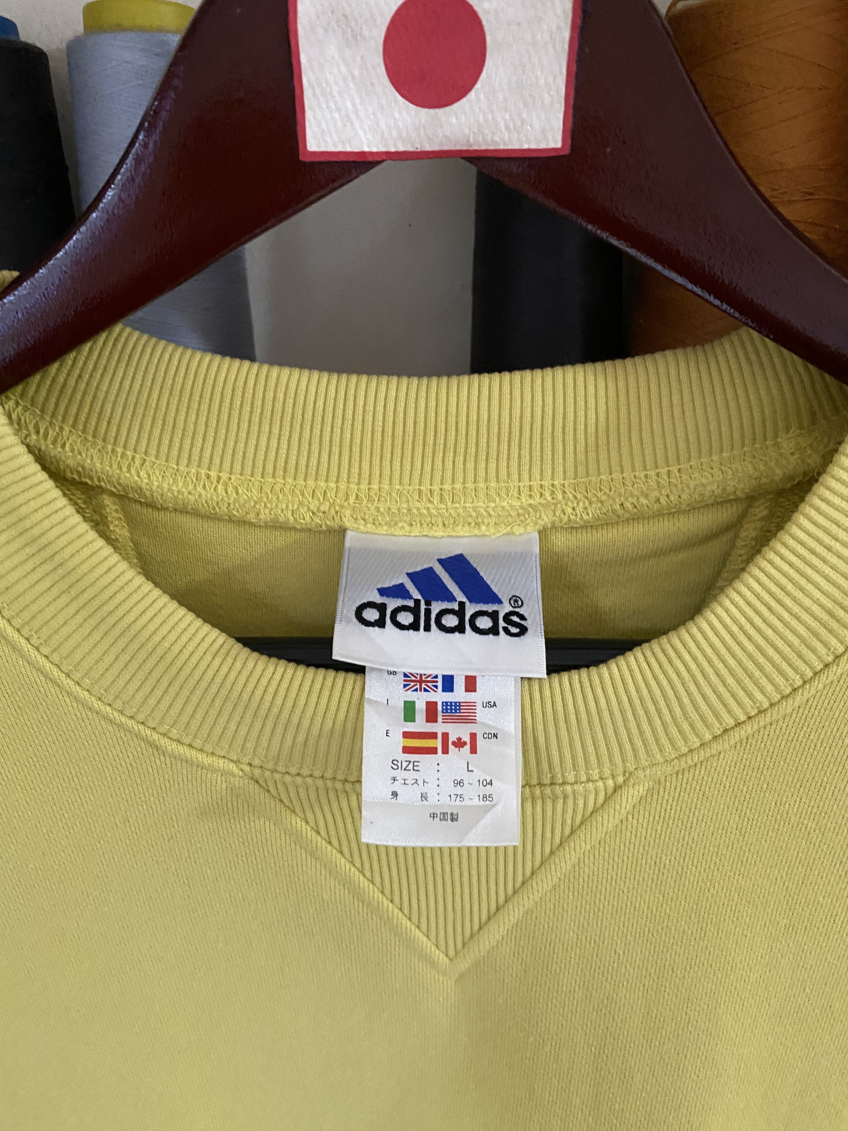 Vintage Vintage Adidas Sweatshirt Size US L / EU 52-54 / 3 - 4 Thumbnail