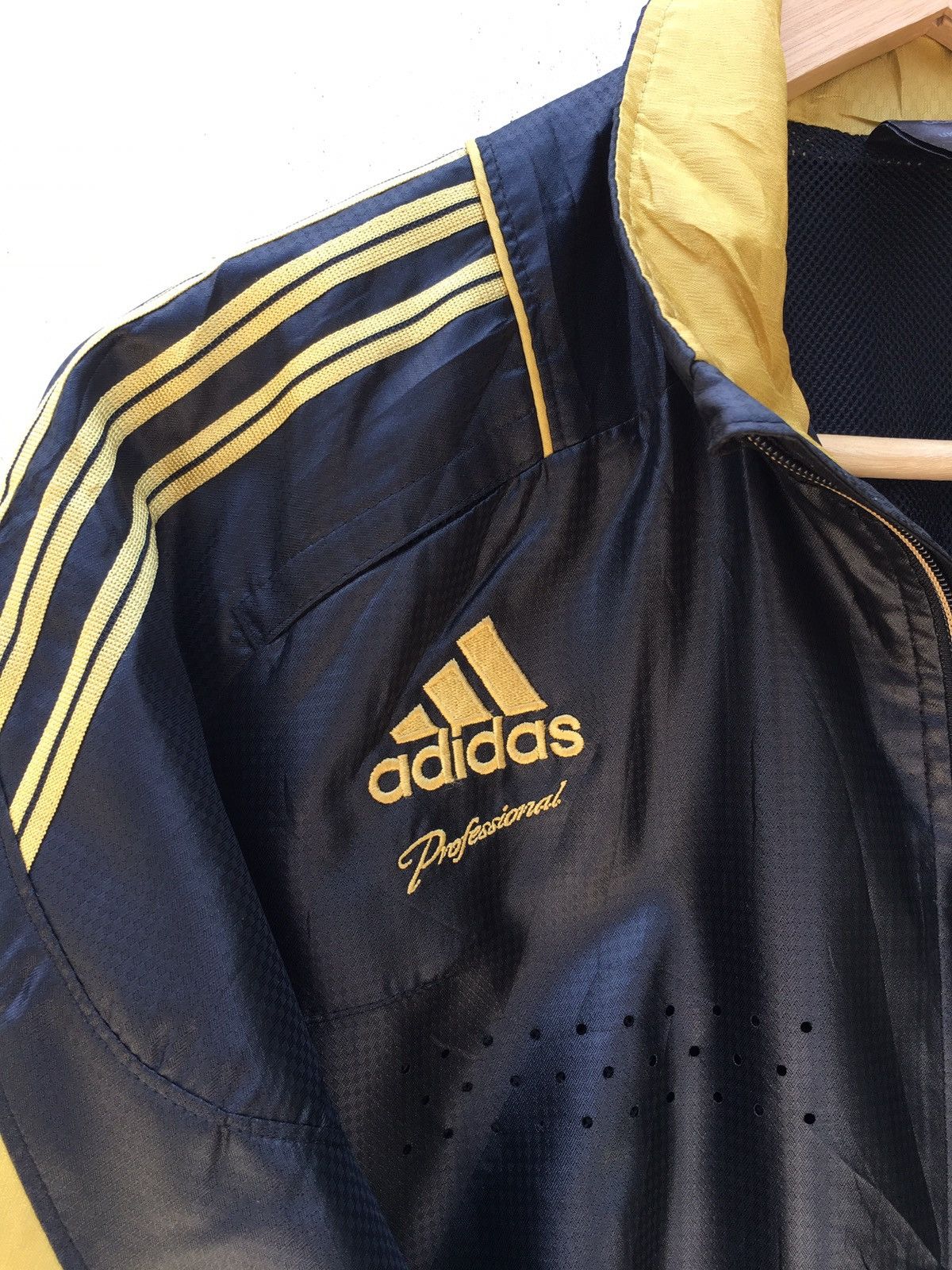Adidas Rare Adidas 3 Stripes Windbreaker / Jacket Size US M / EU 48-50 / 2 - 7 Thumbnail