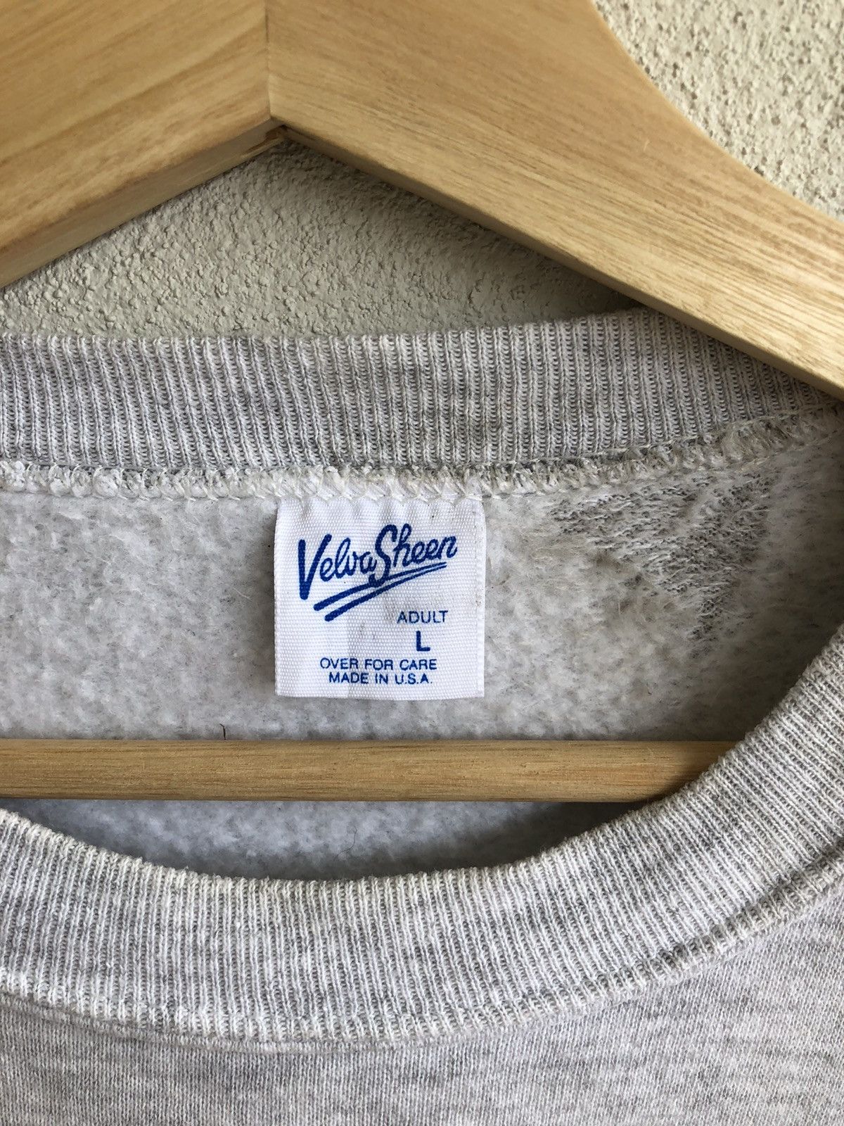 Velva Sheen × Vintage WINNIE THE POOH Big Logo Sweatshirts Size US L / EU 52-54 / 3 - 6 Thumbnail