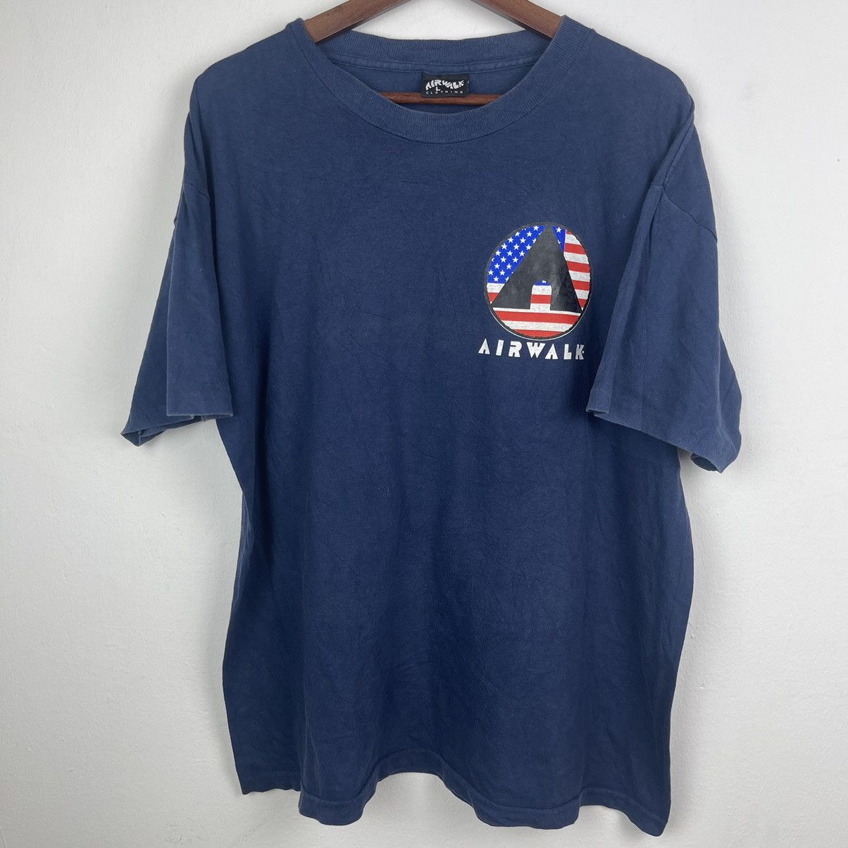 Airwalk Vintage Air walk made in USA tee Size US XL / EU 56 / 4 - 2 Thumbnail