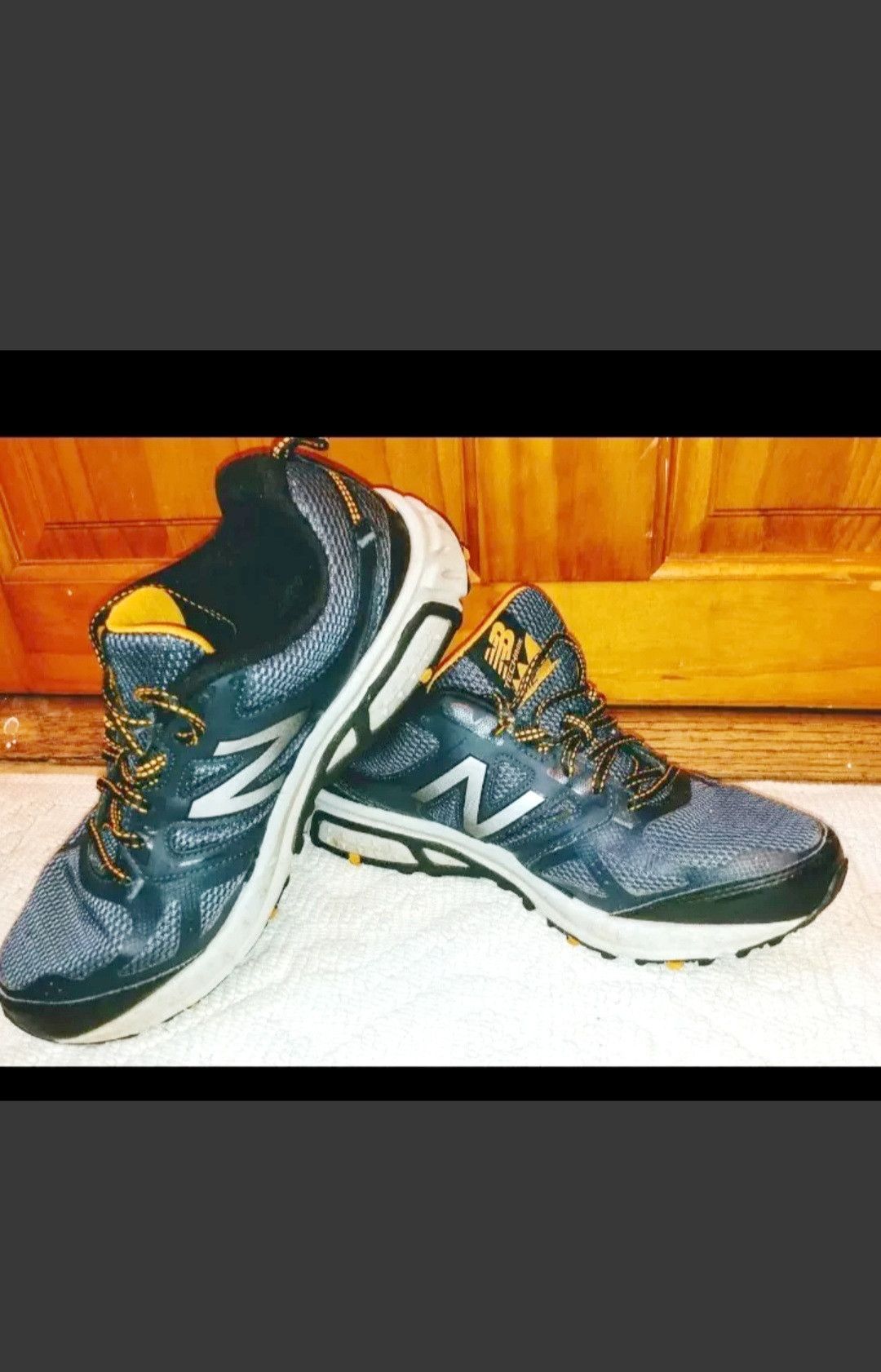 New Balance Men display picture 3
