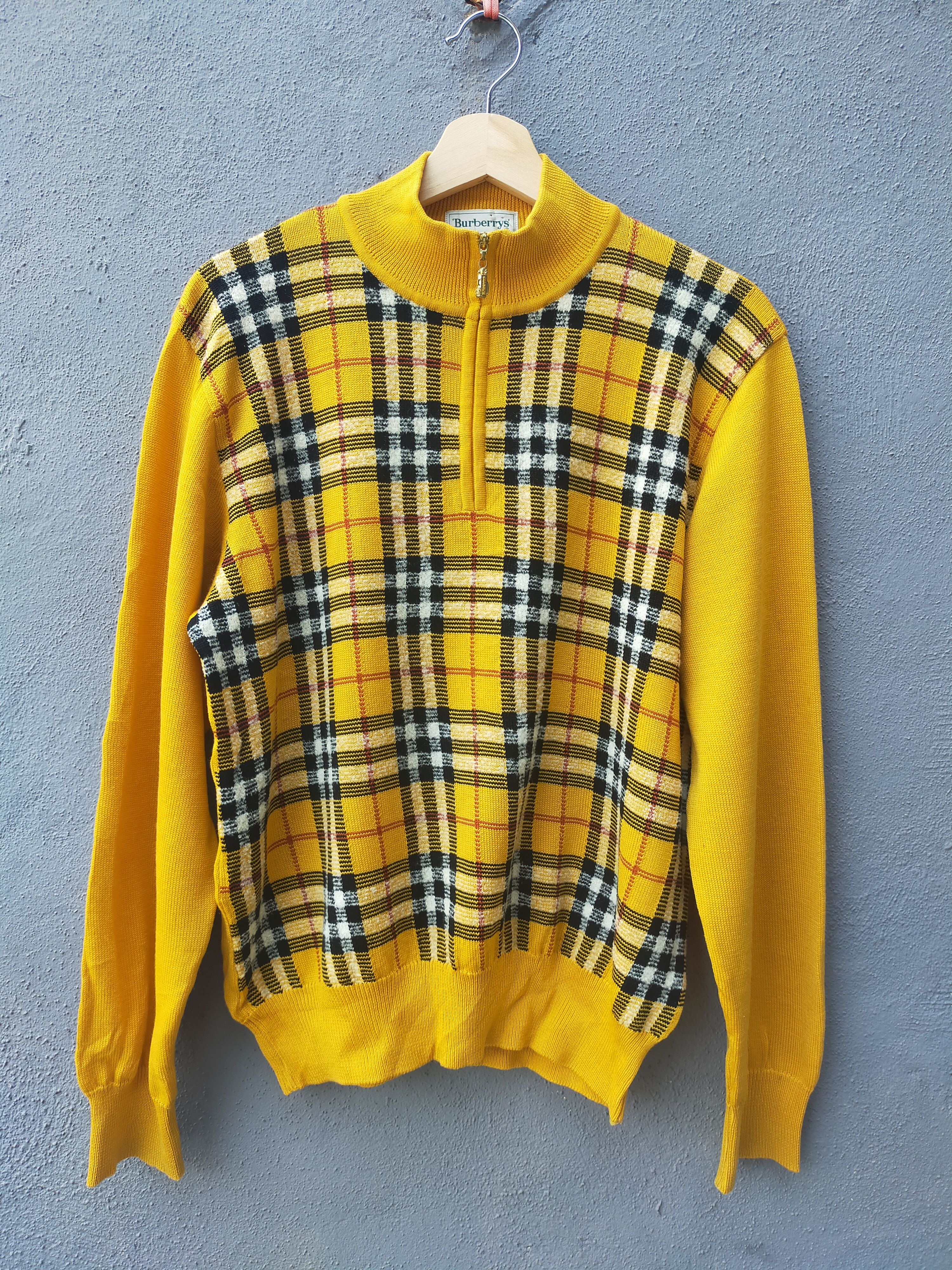 トップス vintage Burberry's novacheck sweater ep Vintage Burberry Novacheck Zipper Sweater Burberry Zipper