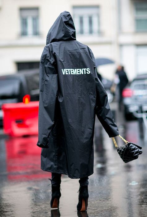 Vetements shop oversized raincoat