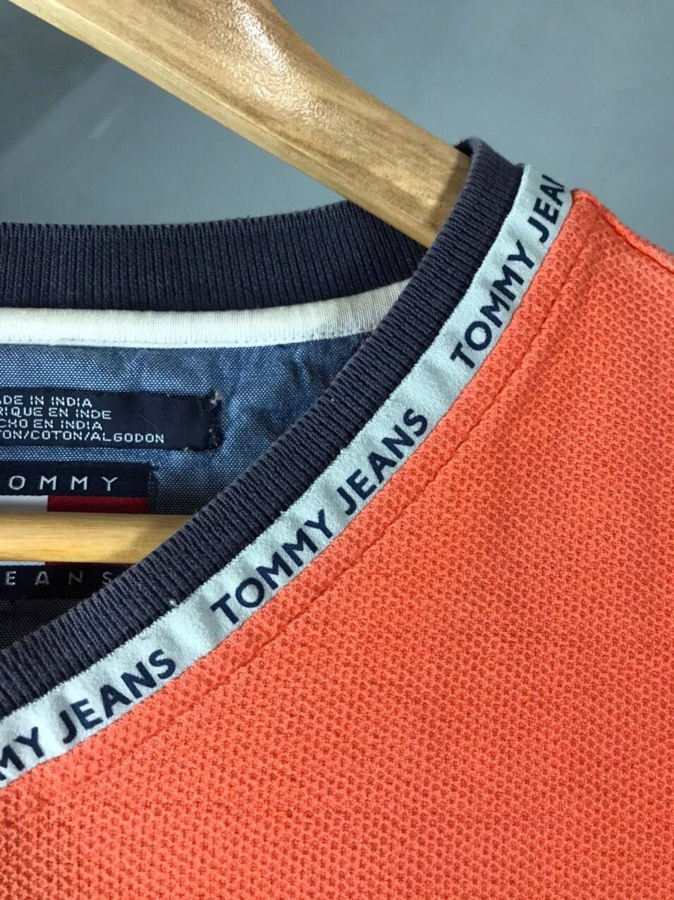 Tommy Hilfiger Tommy Hilfiger vintage luxury tee Size US L / EU 52-54 / 3 - 4 Thumbnail