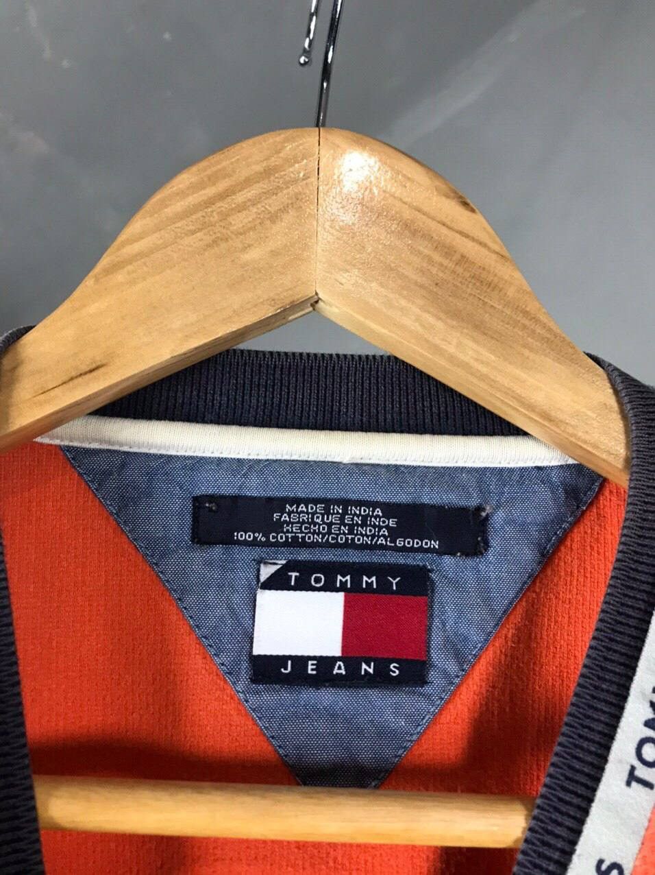 Tommy Hilfiger Tommy Hilfiger vintage luxury tee Size US L / EU 52-54 / 3 - 6 Thumbnail