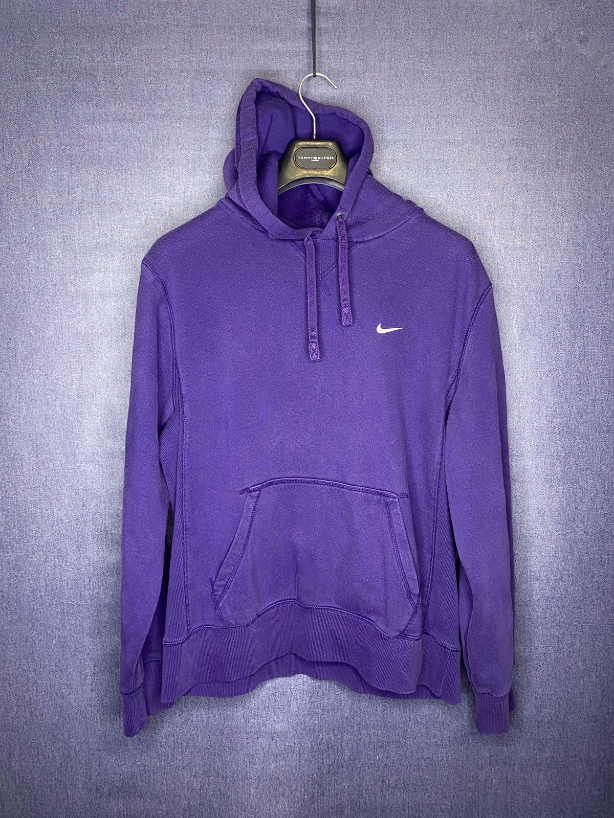 Nike mini swoosh hoodie purple sale