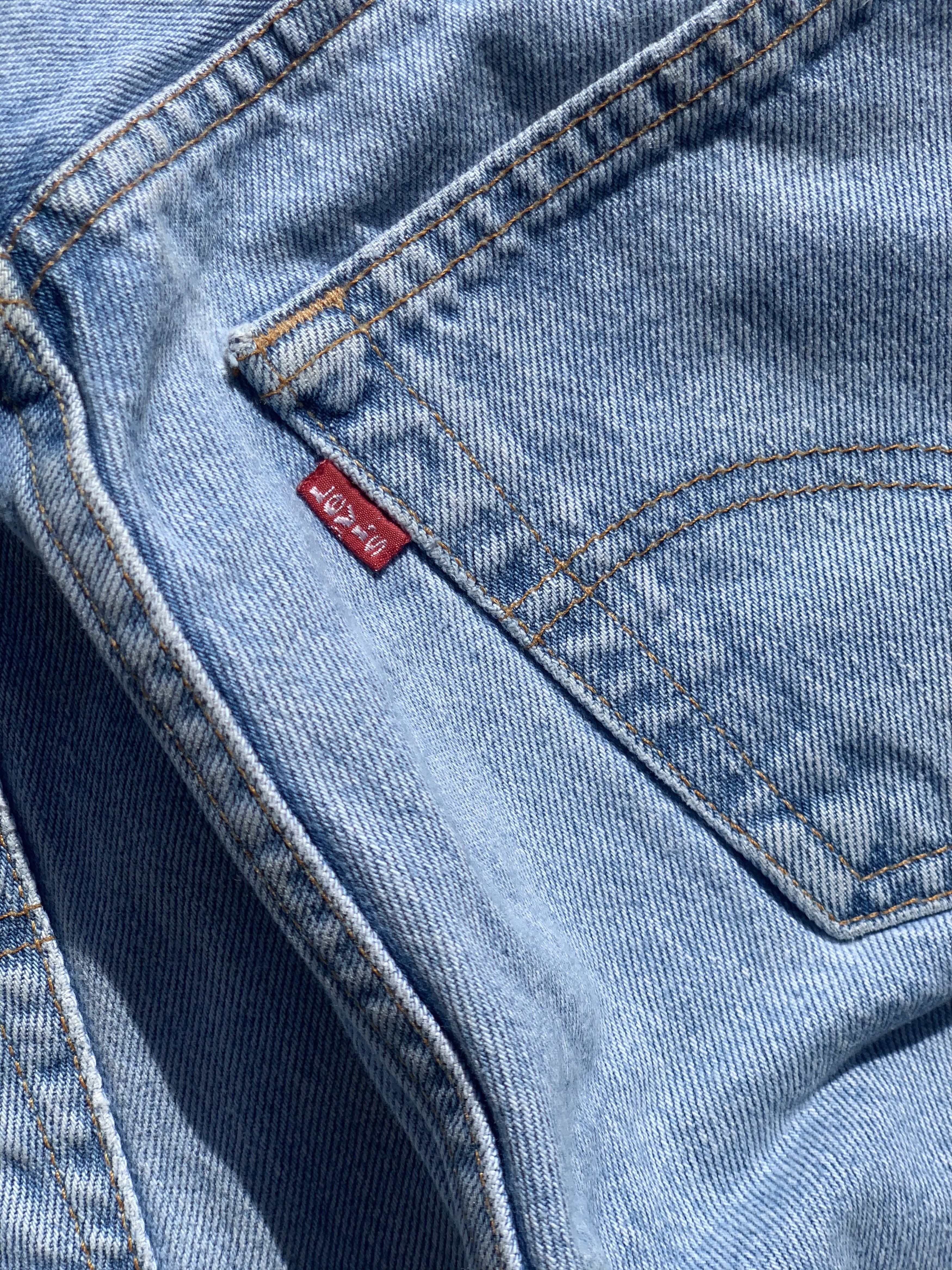 Levi's 1990s Vintage Levi's 501 Jeans Light Wash Size US 33 - 11 Thumbnail