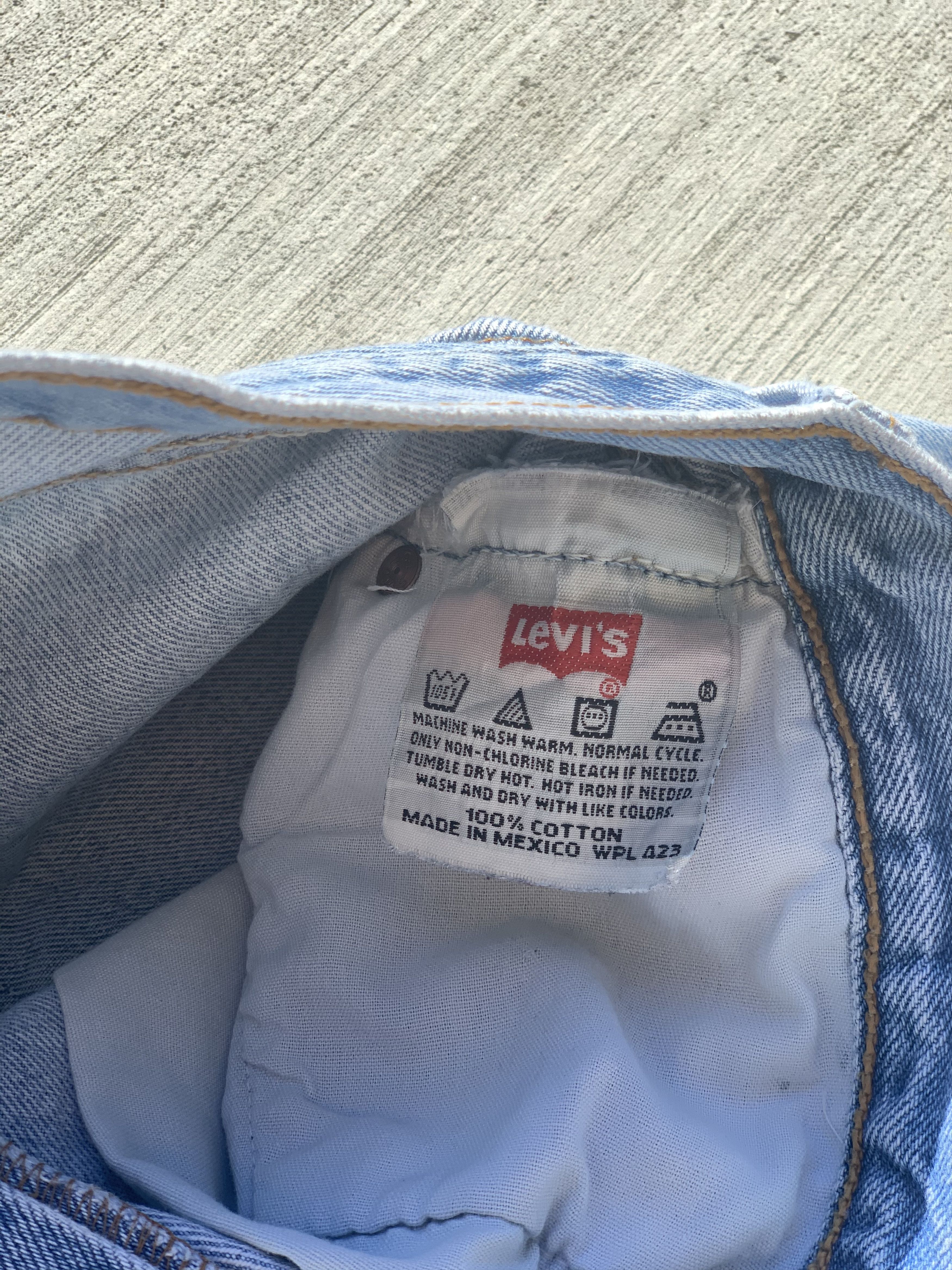 Levi's 1990s Vintage Levi's 501 Jeans Light Wash Size US 33 - 8 Thumbnail