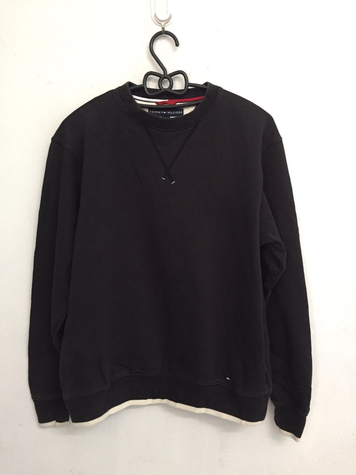 Tommy Hilfiger Tommy Hilfiger USA Embroidered Back Sweatshirt Size US S / EU 44-46 / 1 - 2 Thumbnail