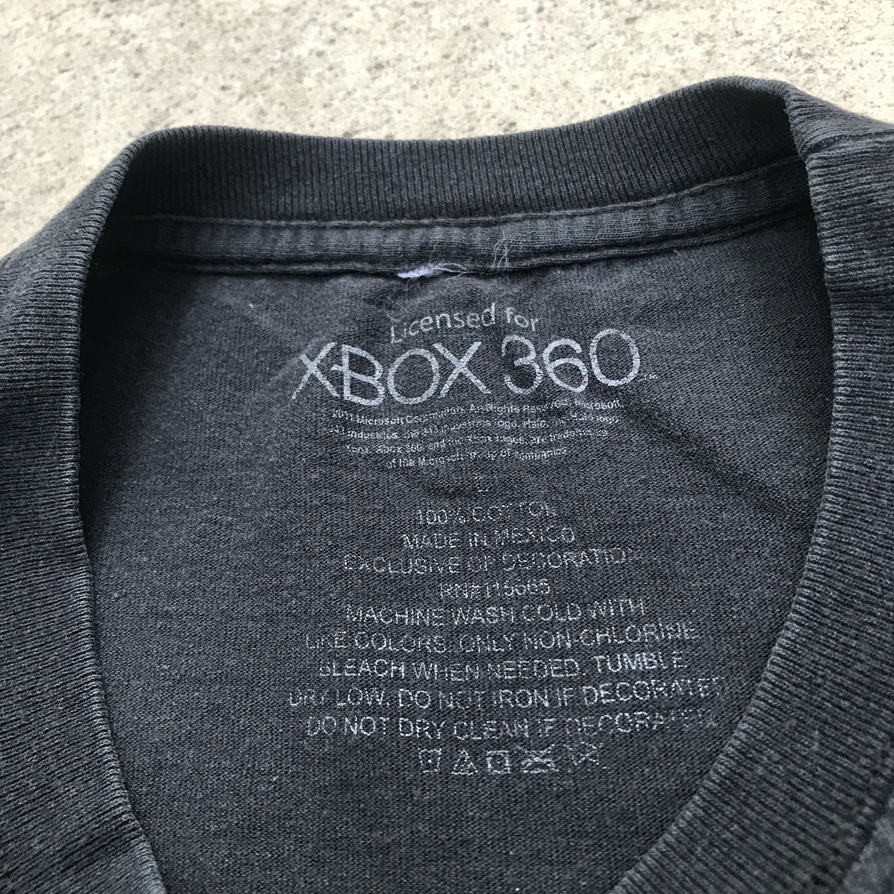The Game Vintage Y2K Halo Video Game Promo Tee Shirt Xbox360 Size L Size US L / EU 52-54 / 3 - 4 Thumbnail