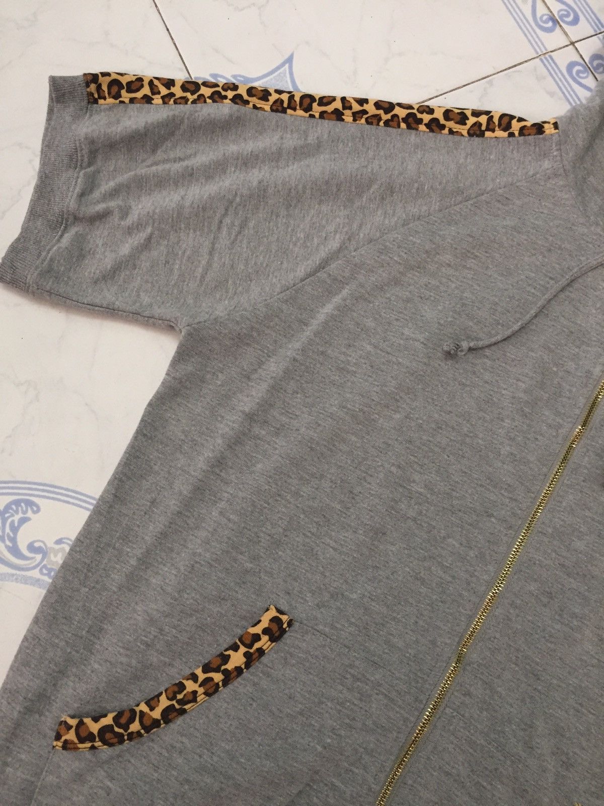 Playboy Playboy Bunny Leopard Printed Short Sleeve Zipper Hoodie Size US XL / EU 56 / 4 - 5 Thumbnail