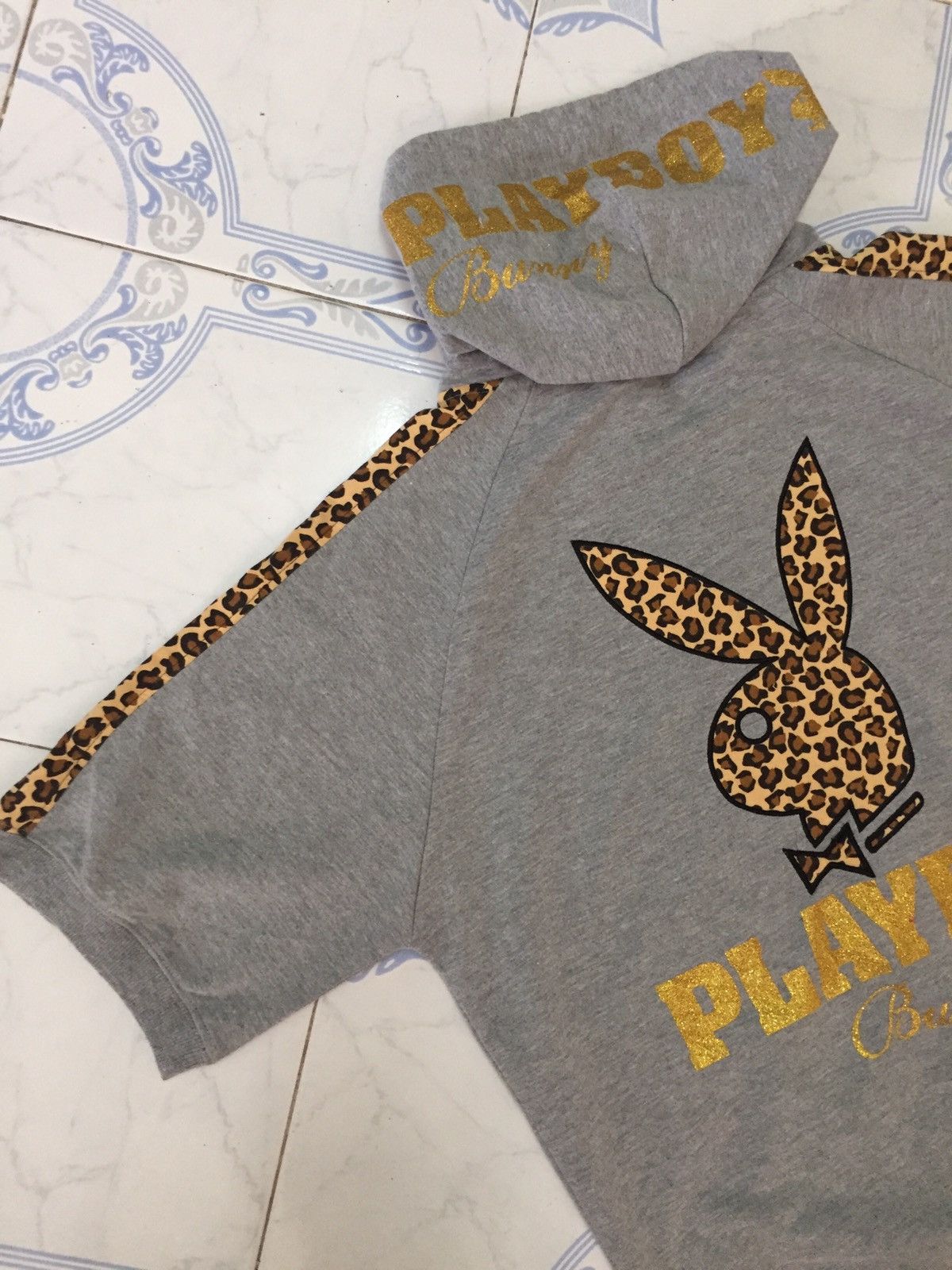 Playboy Playboy Bunny Leopard Printed Short Sleeve Zipper Hoodie Size US XL / EU 56 / 4 - 9 Thumbnail