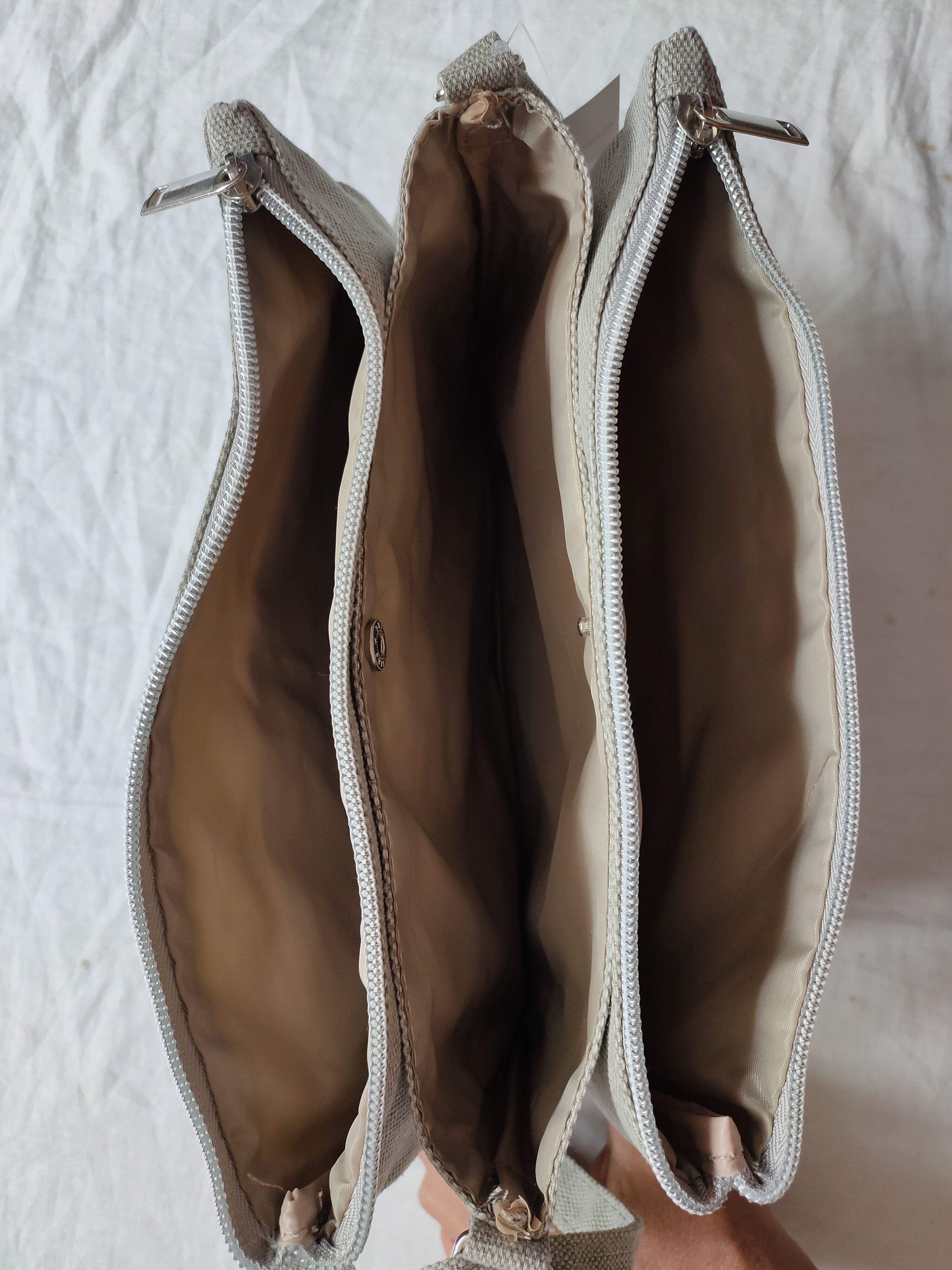 CABANE de ZUCCa Cabane de Zucca Sling Bag Size ONE SIZE - 3 Thumbnail