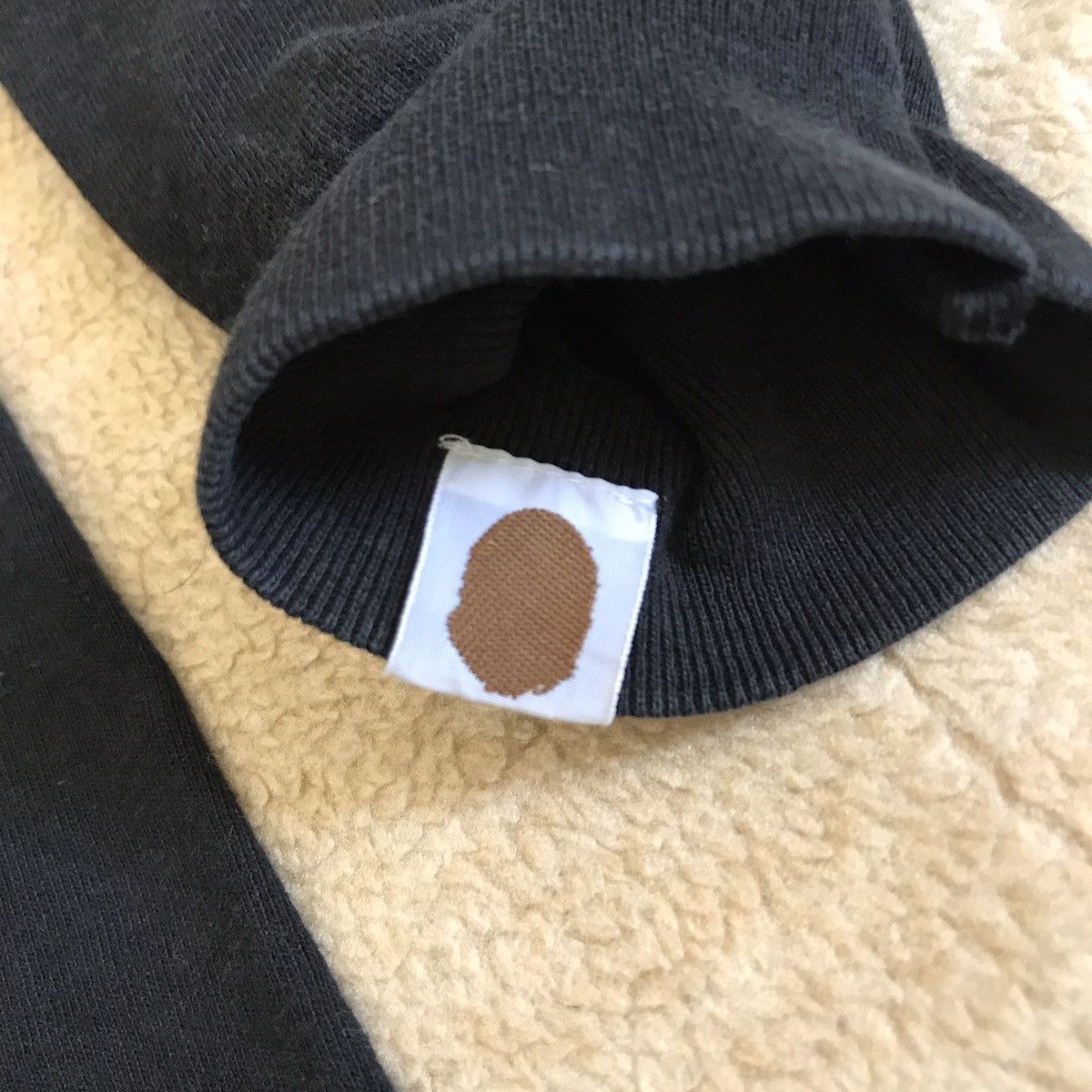 Bape Bape star long sleeve Size US S / EU 44-46 / 1 - 4 Thumbnail