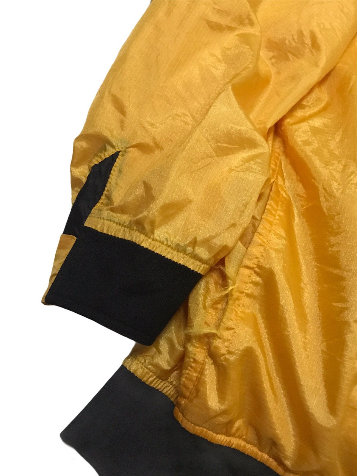 Vintage 2000 Suntory Malt’s Beer Windbreaker Size US L / EU 52-54 / 3 - 8 Thumbnail