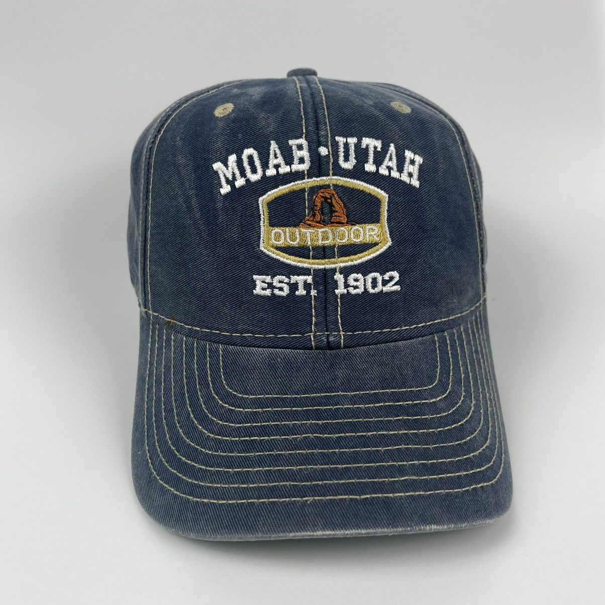 Vintage Moab-Utah outdoor est 1902 hat