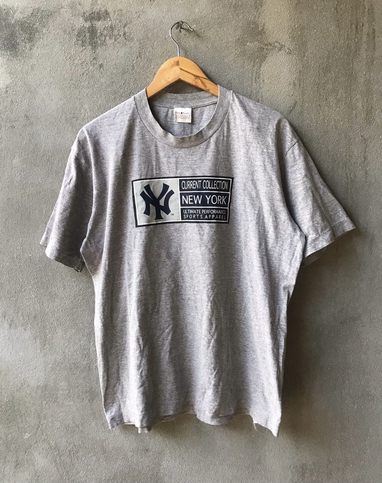 New York Yankees × Vintage ❗️New York Yankees Baseball Team Big Logo Tee❗️ Size US S / EU 44-46 / 1 - 1 Thumbnail
