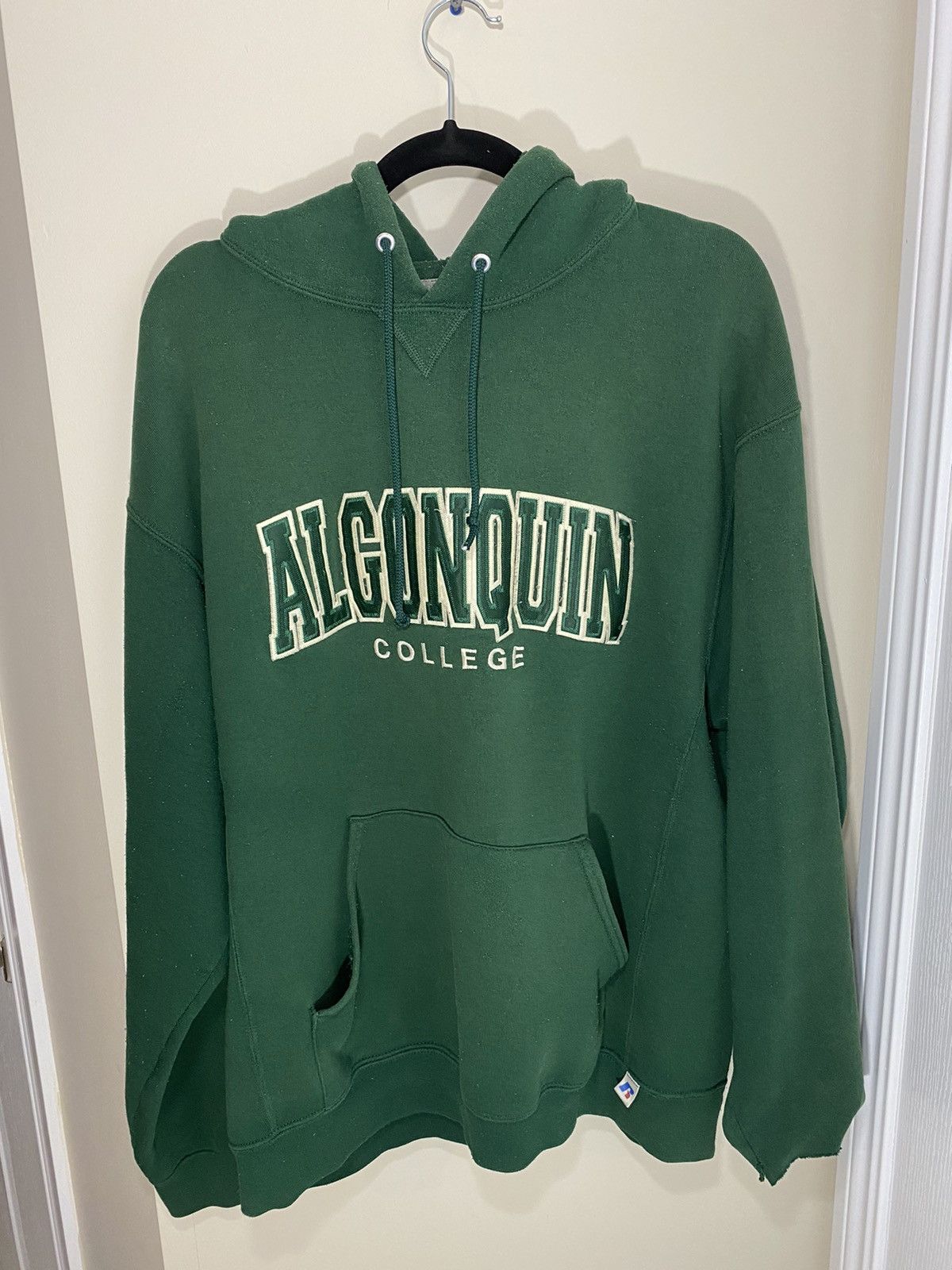 Russell Athletic Vintage Algonquin College Russell Athletic Hoodie Size US L / EU 52-54 / 3 - 1 Thumbnail