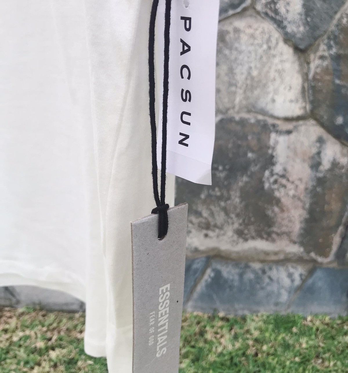 Essentials 2019 Essentials Photo Tee White Size US L / EU 52-54 / 3 - 5 Thumbnail