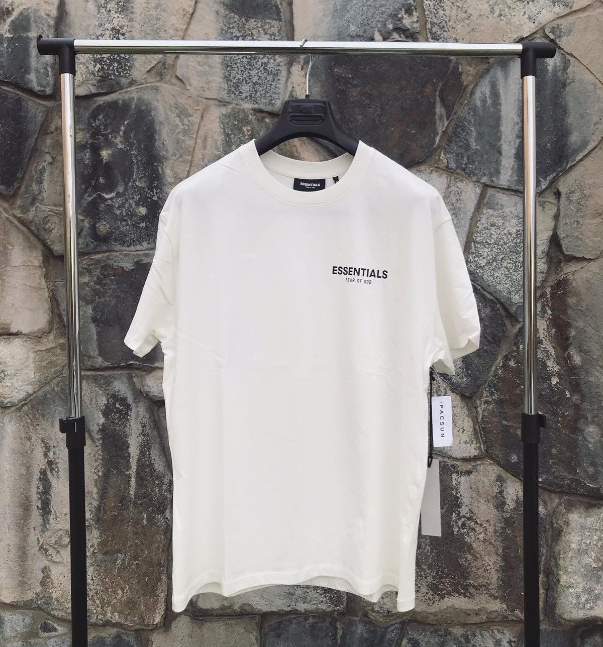 Essentials 2019 Essentials Photo Tee White Size US L / EU 52-54 / 3 - 3 Thumbnail