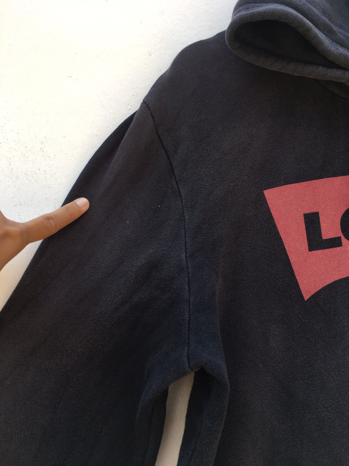 Levi's Rare Vintage Levi’s Big Logo Hoodie Size US L / EU 52-54 / 3 - 5 Thumbnail