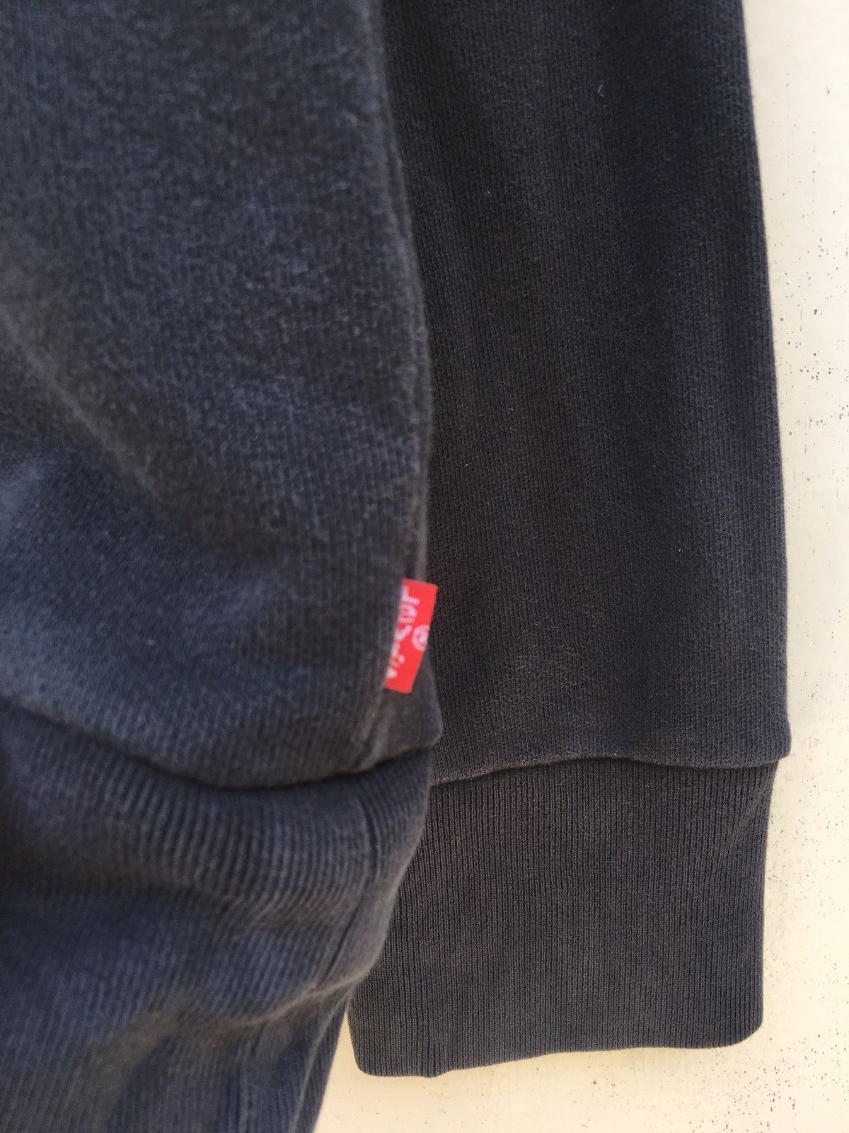 Levi's Rare Vintage Levi’s Big Logo Hoodie Size US L / EU 52-54 / 3 - 7 Thumbnail