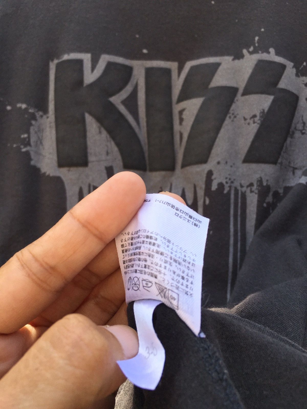 Band Tees Rare Uniqlo x Kiss Band Tshirt Size US M / EU 48-50 / 2 - 12 Thumbnail