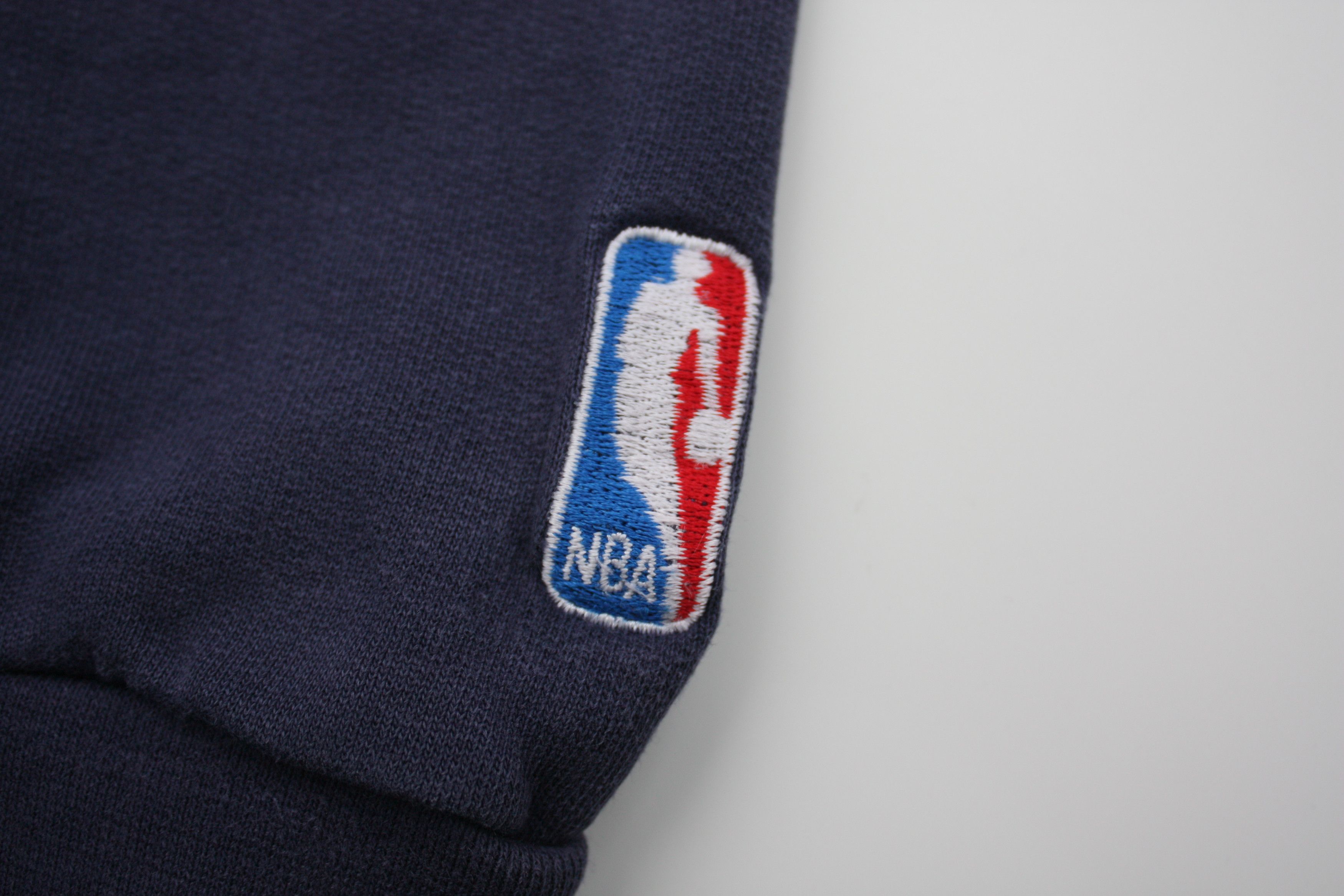 Vintage NBA Vintage Ultra Rare Navy Blue Sweatshirt Crewneck Size US XL / EU 56 / 4 - 4 Preview