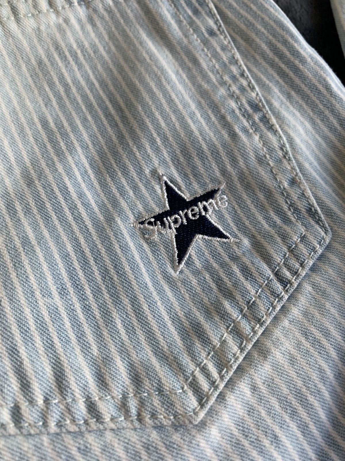 Purchases Supreme “Star Logo” Faded Denim Jeans (Black)