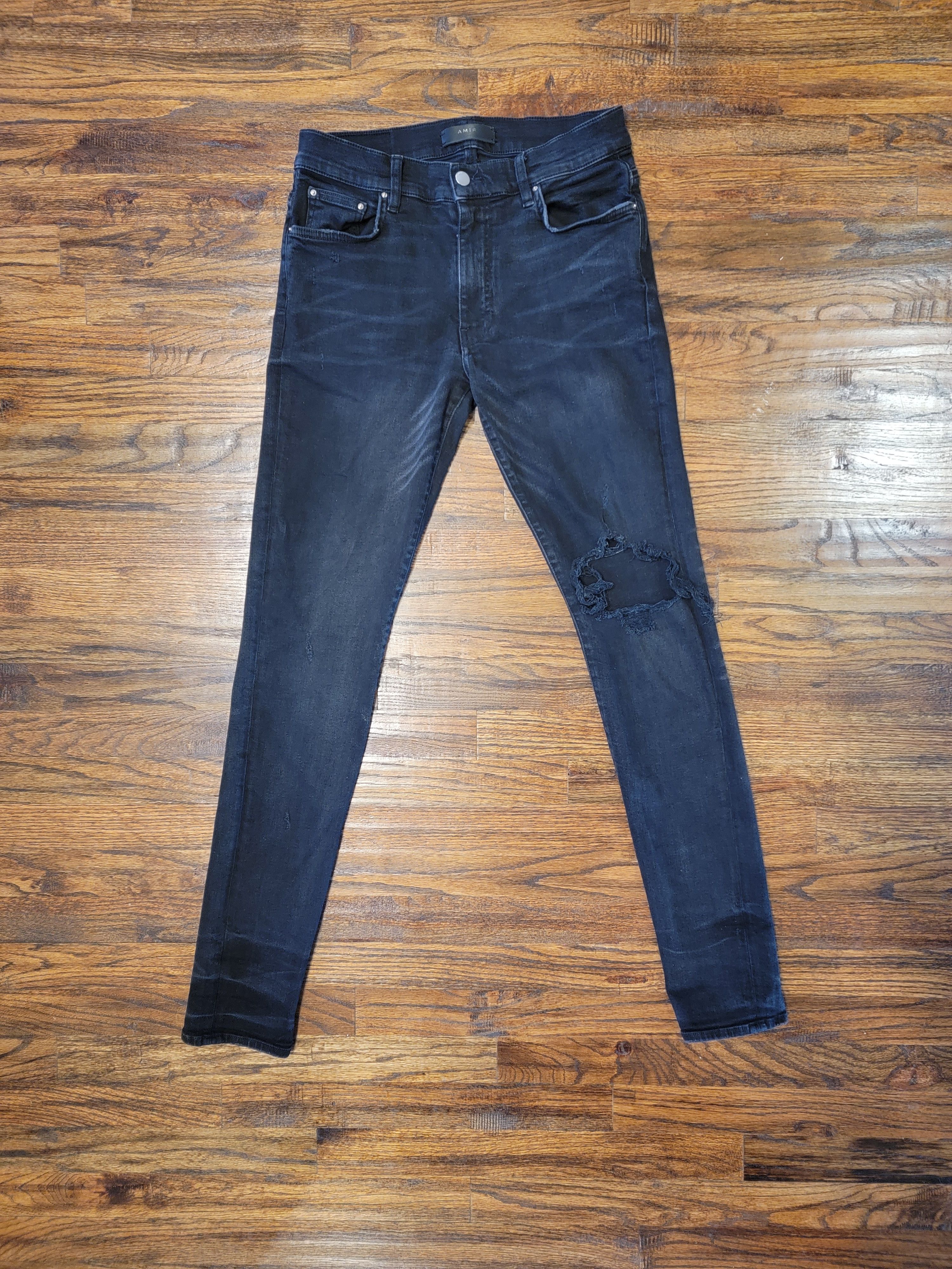 image of Amiri 2018 Broken Jeans In Aged Black Size 31, Men's